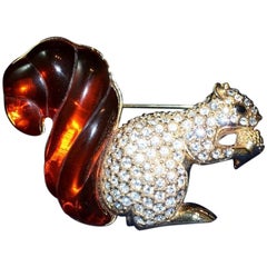 Designer Nolan Miller Signed Crystal Amber Lucite Squirrel Vintage Brooch Pin
