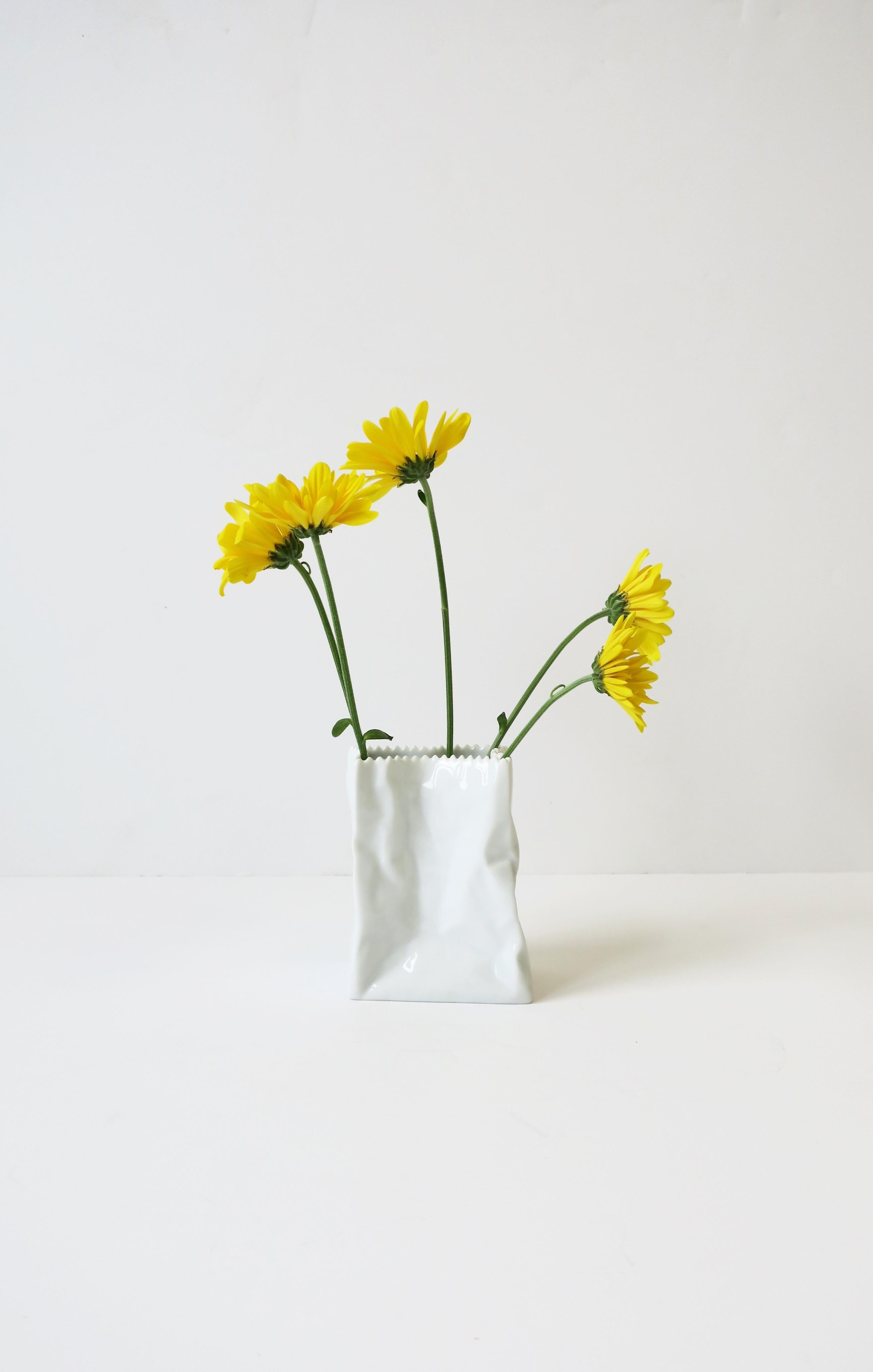 Designer Paper Bag Vase Rosenthal Studio-Line 'DO NOT LITTER' by Tapio Wirkkala In Good Condition In New York, NY
