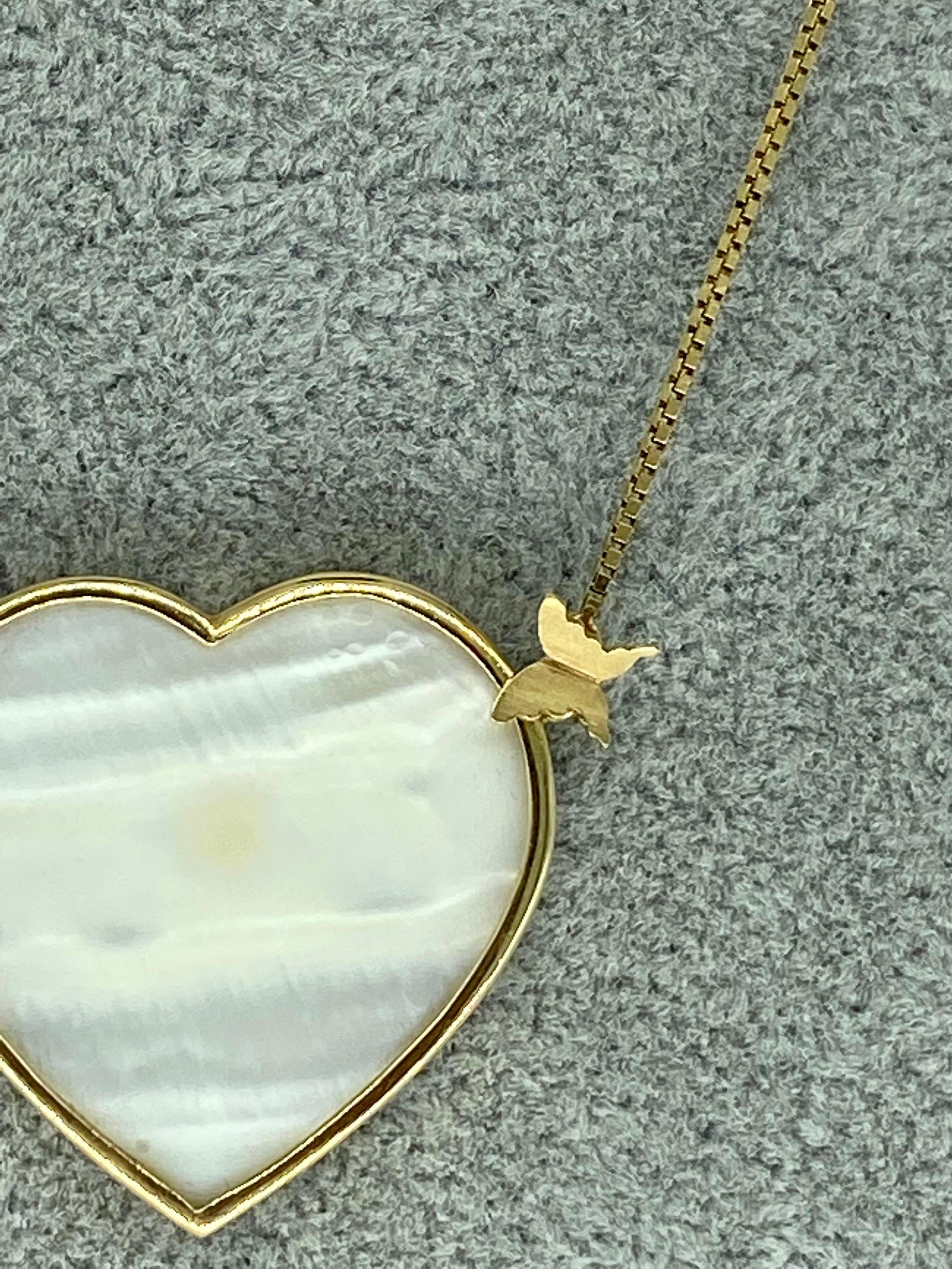 Designer Patricia Jias Big Pearl Heart Butterfly Bow Tie Necklace In Excellent Condition For Sale In Miami, FL