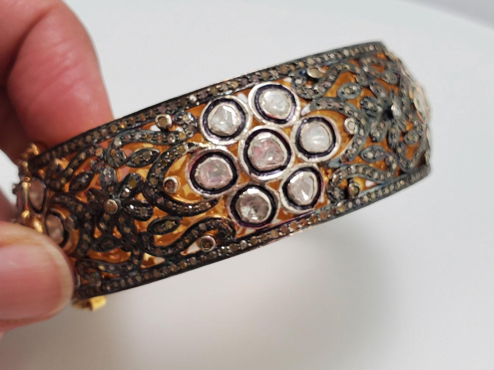 Taglio rotondo Bracciale d'autore in argento 925 con diamanti taglio rosa e pavé di diamanti. in vendita