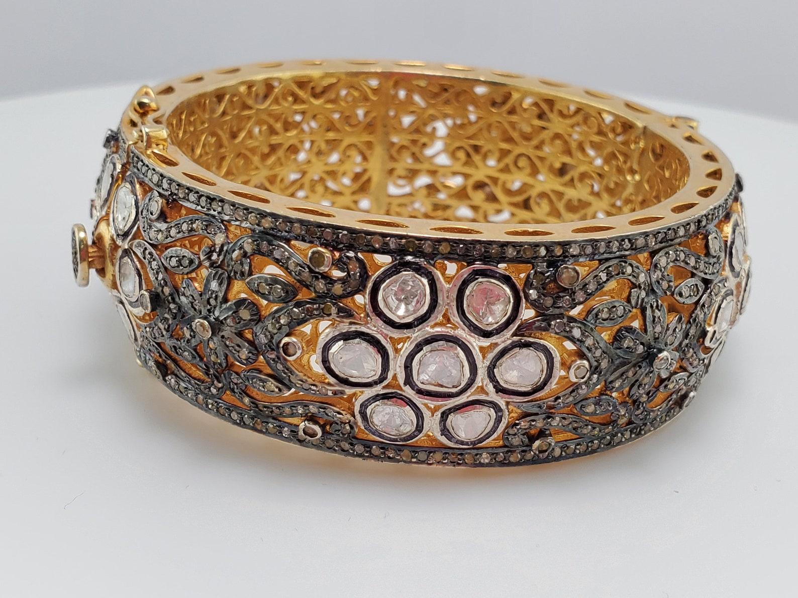 Bracciale d'autore in argento 925 con diamanti taglio rosa e pavé di diamanti. In condizioni Nuovo in vendita a Chicago, IL