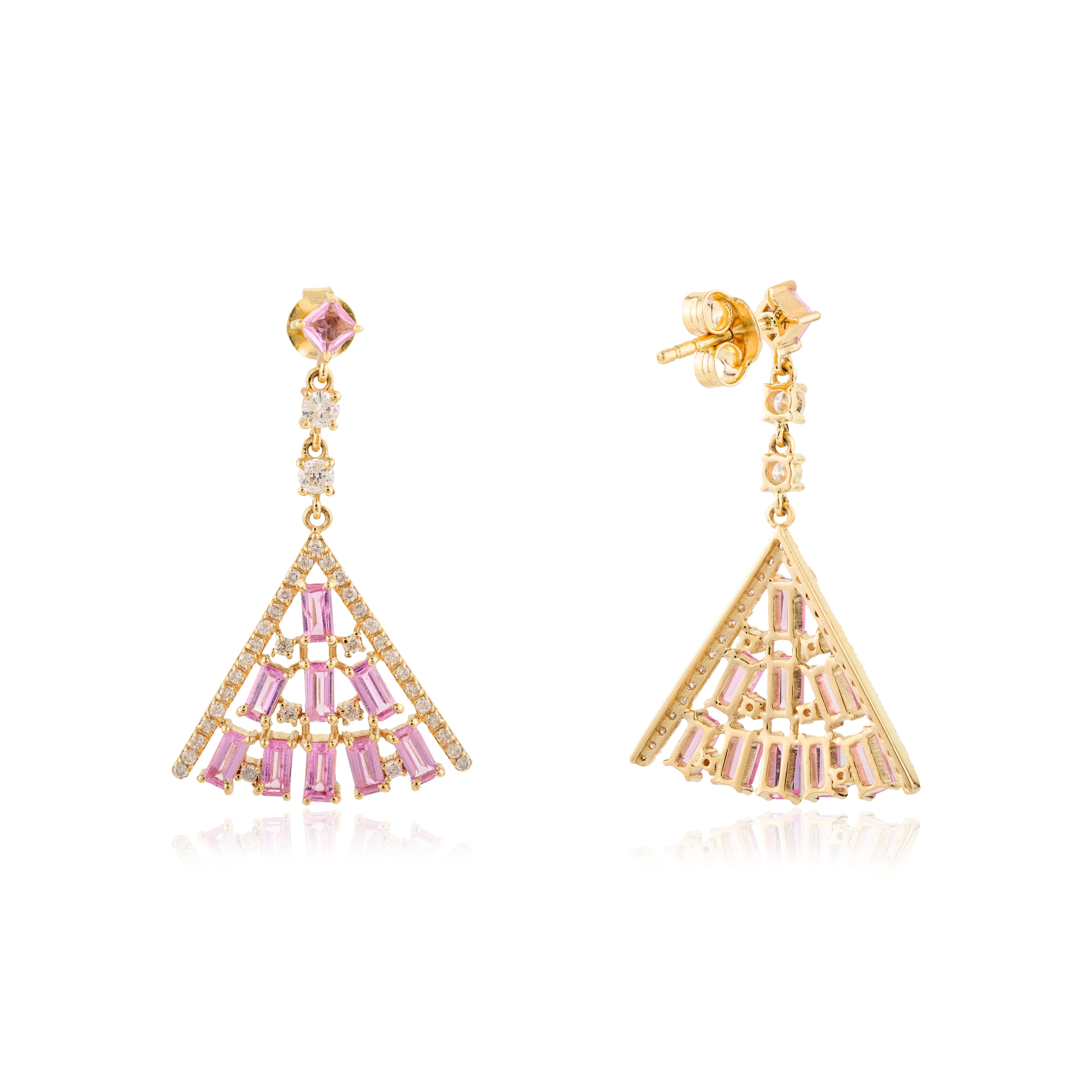 Women's Designer Pink Sapphire Pyramid Dangle Earrings for Wedding in 18k Yellow Gold For Sale