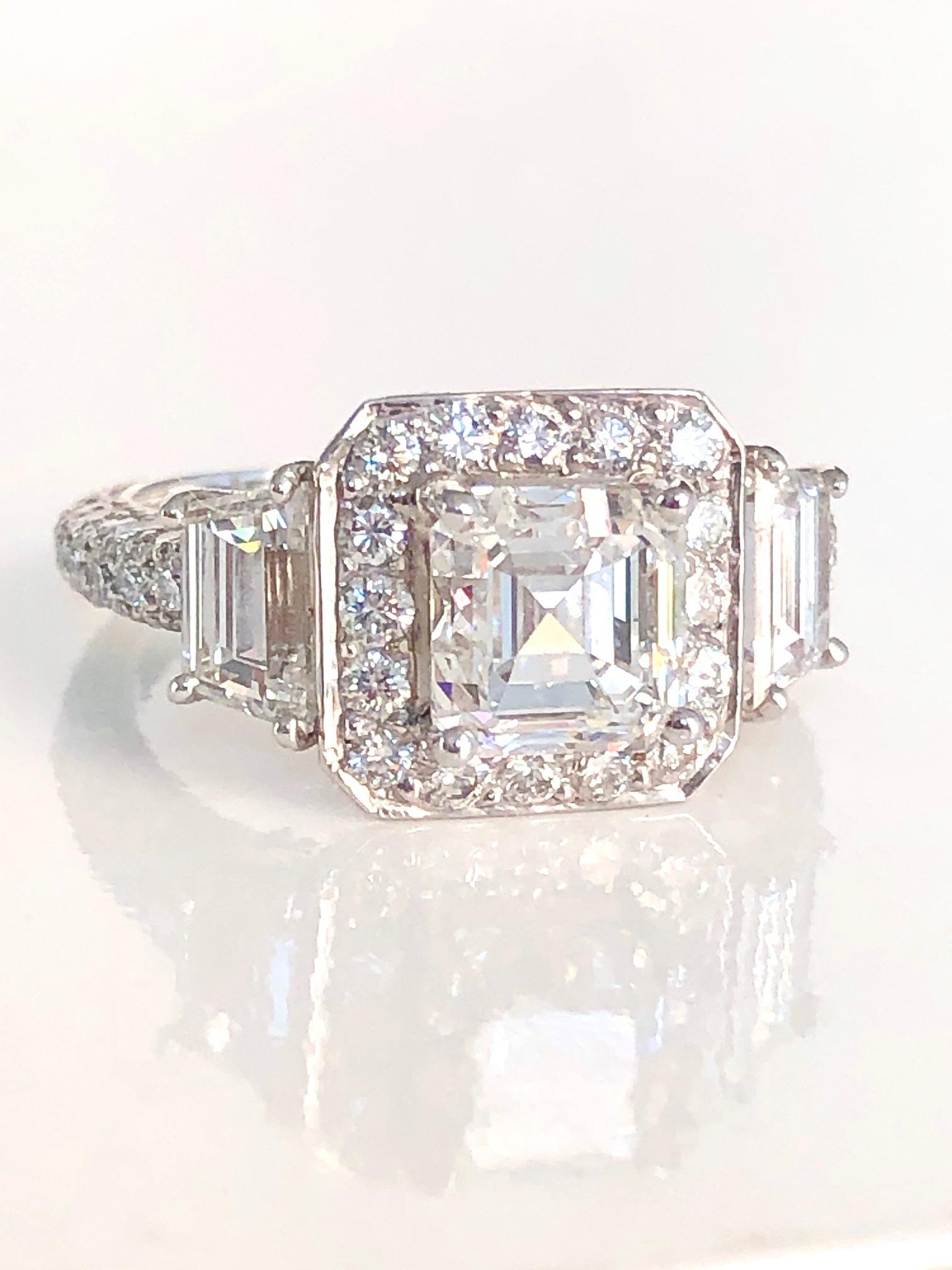 Women's Designer Platinum Asscher Cut 2.01 CT, FVS1, GIA Diamond Ring For Sale