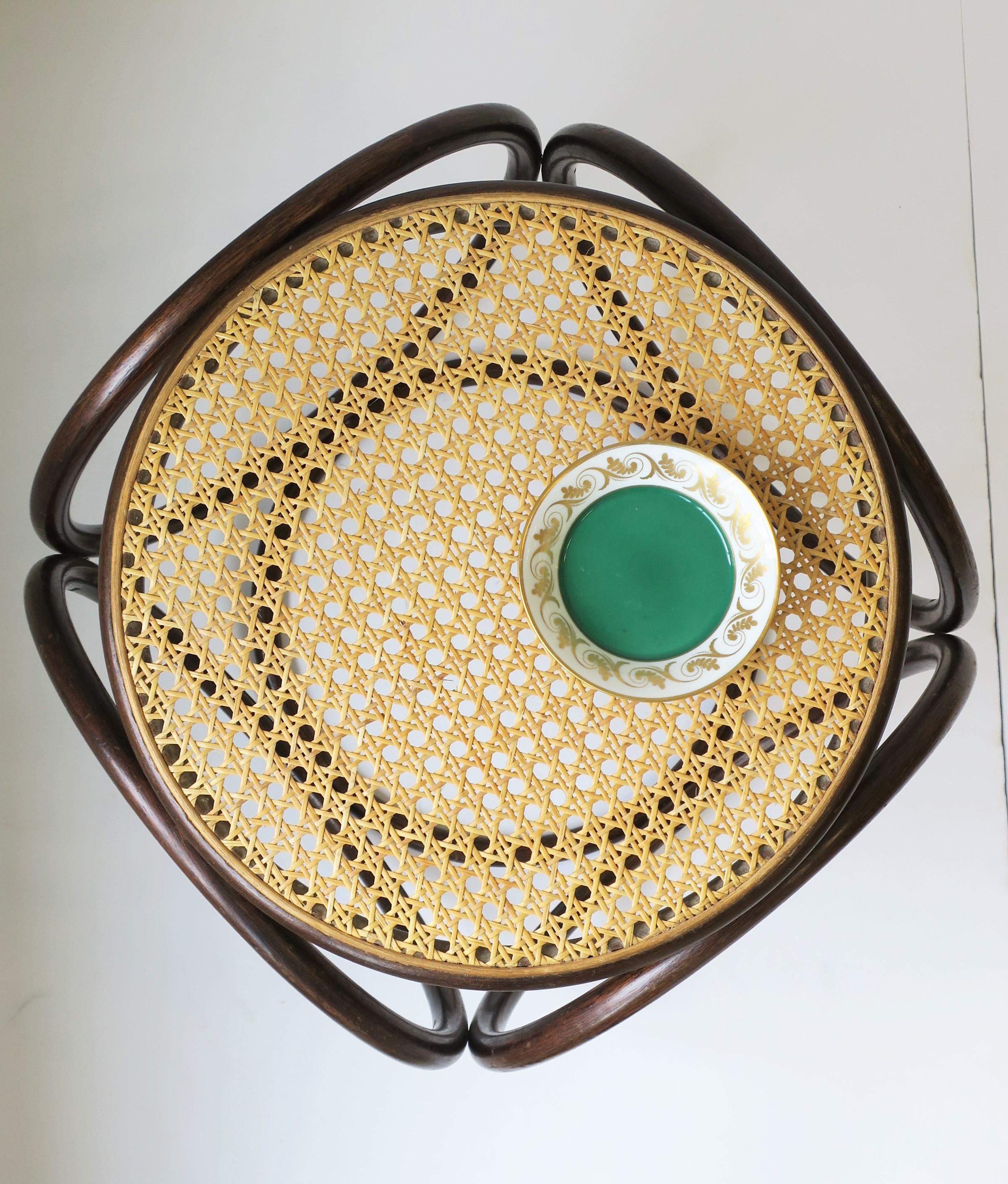Richard Ginori Italian Porcelain Jewelry Dish in Gold and Green In Good Condition For Sale In New York, NY
