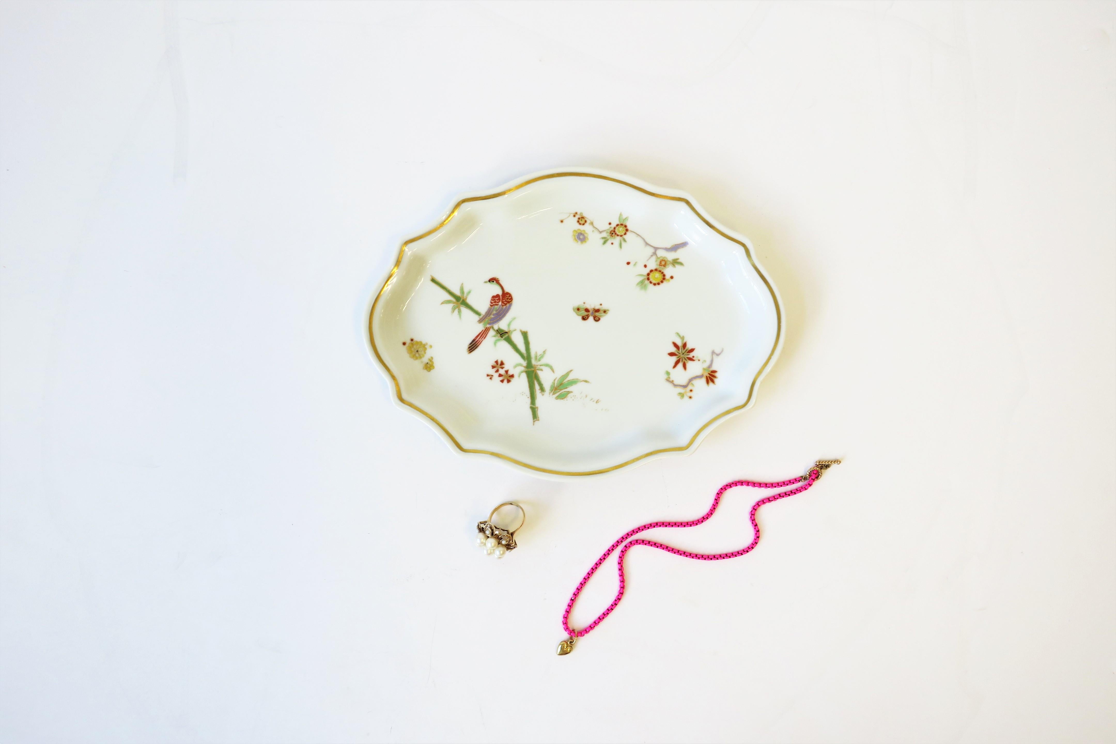 Chinoiserie Italian Richard Ginori Porcelain Dish Jewelry Tray w/Parrot Bird on Bamboo Plant For Sale