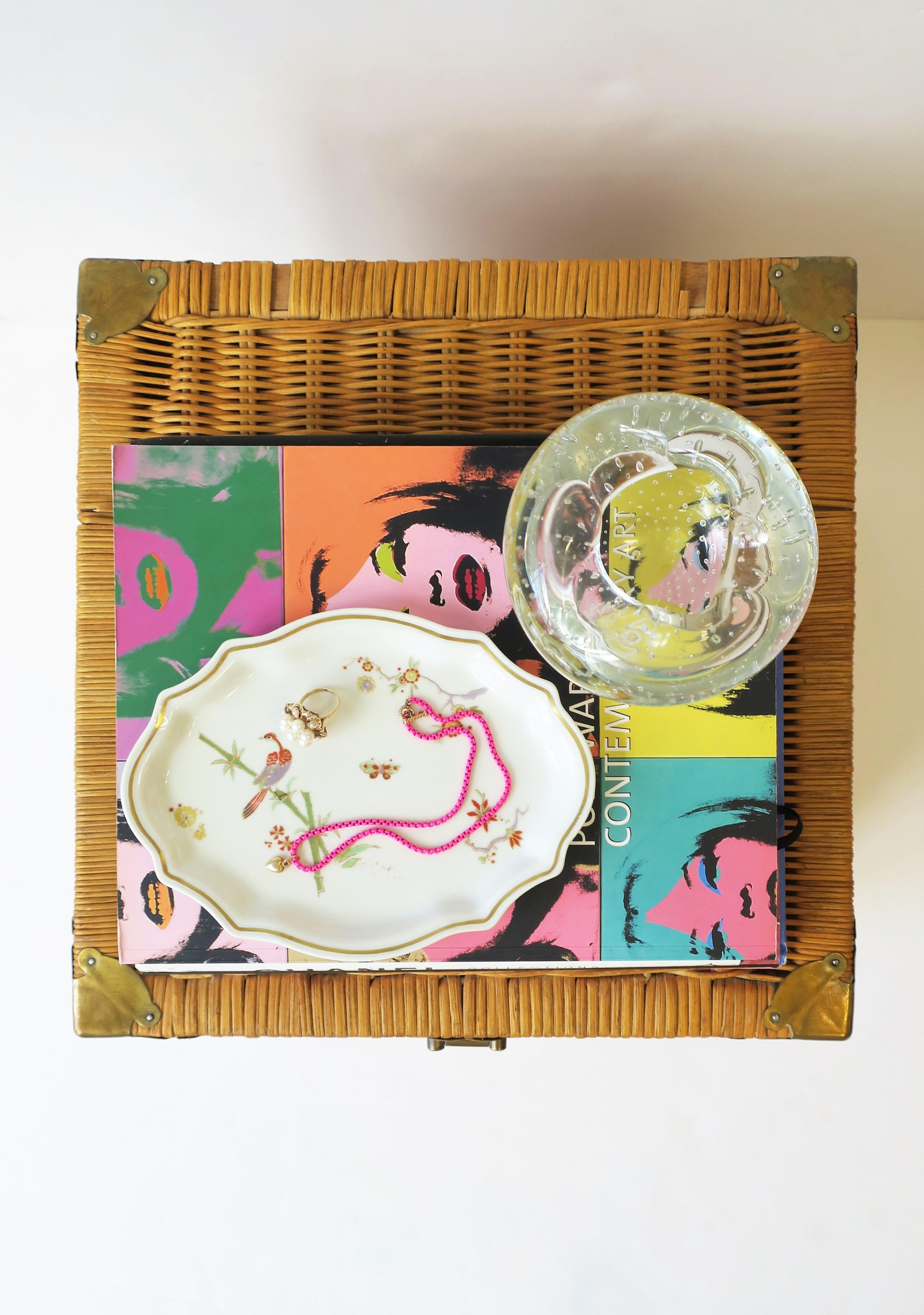 Italian Richard Ginori Porcelain Dish Jewelry Tray w/Parrot Bird on Bamboo Plant In Good Condition For Sale In New York, NY