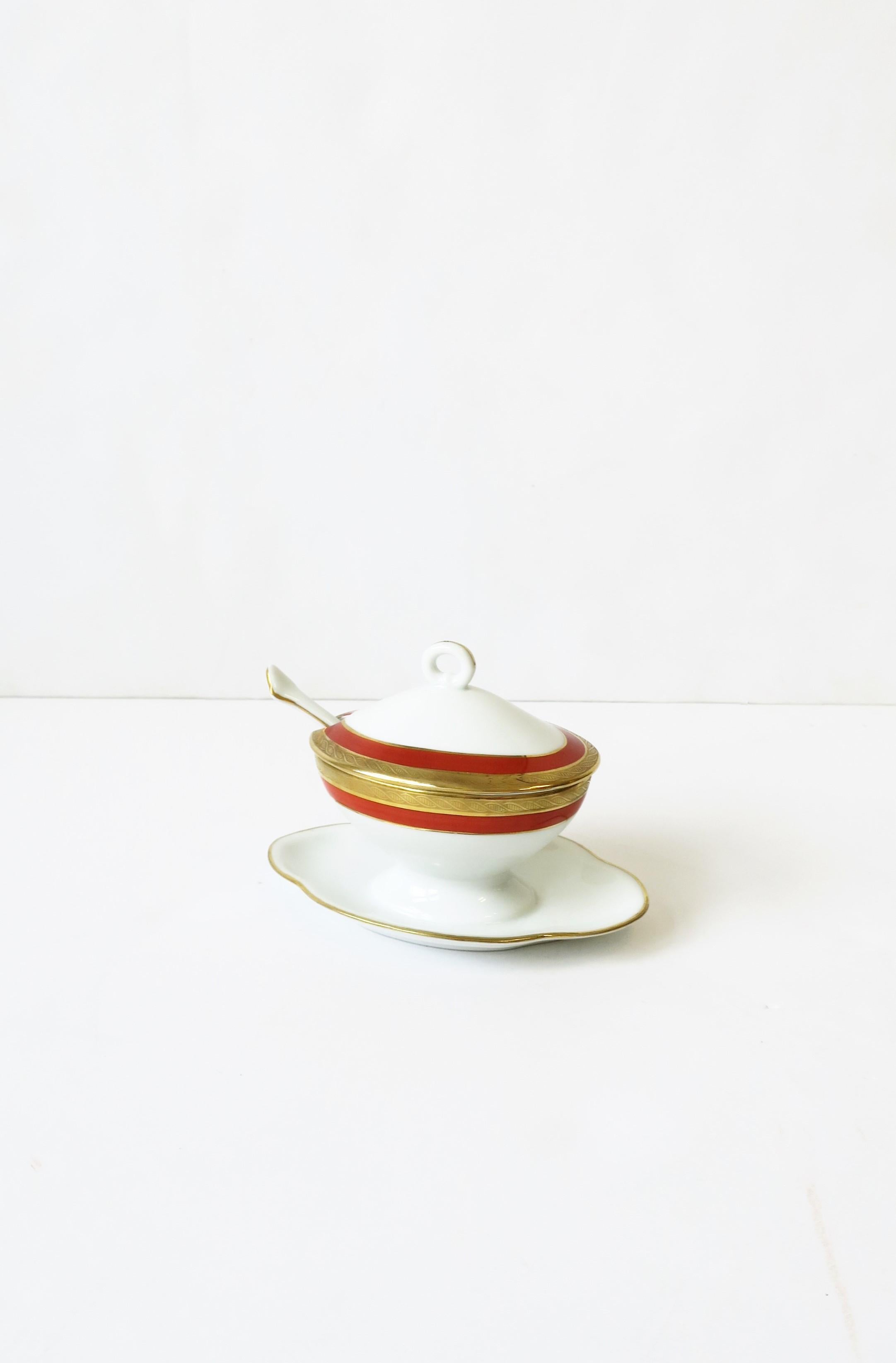 Richard Ginori Italian White and Gold Porcelain Condiment Dish & Spoon  For Sale 3
