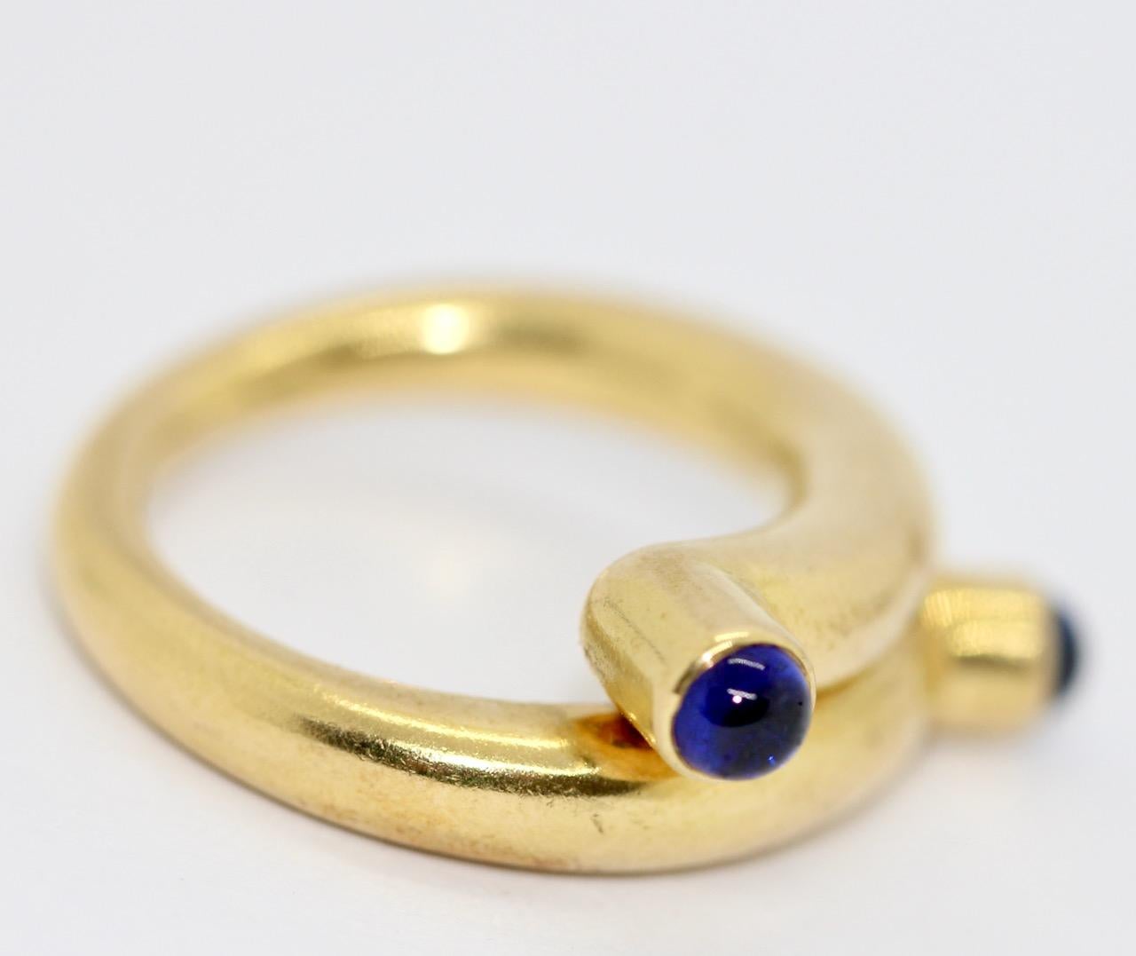 Designer Ring by Tiffany & Co, Jean Schlumberger, 18K Gold, Sapphire Cabochons In Excellent Condition For Sale In Berlin, DE