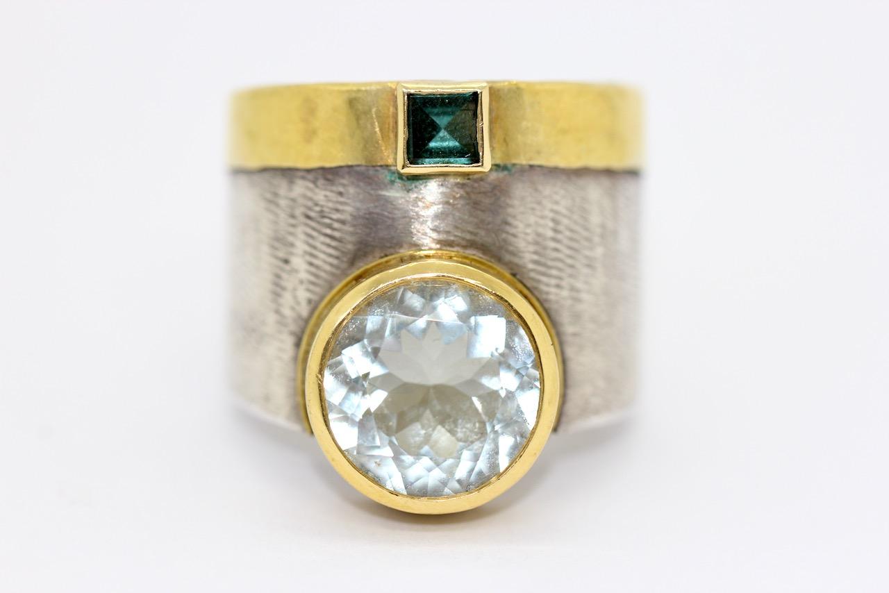 Designer Ring Sterling Silver and 21.6 Karat Gold with Aquamarine and Tourmaline In Fair Condition For Sale In Berlin, DE