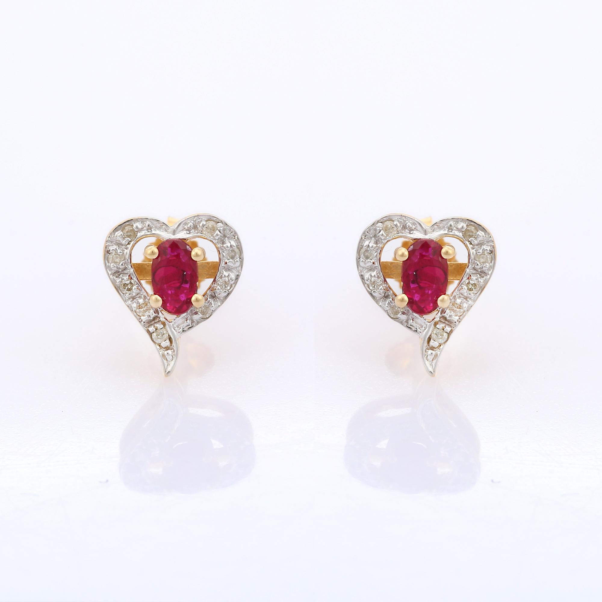 Designer Rubin Diamant Herz Ohrstecker in 14K massivem Gelbgold im Zustand „Neu“ im Angebot in New York, NY