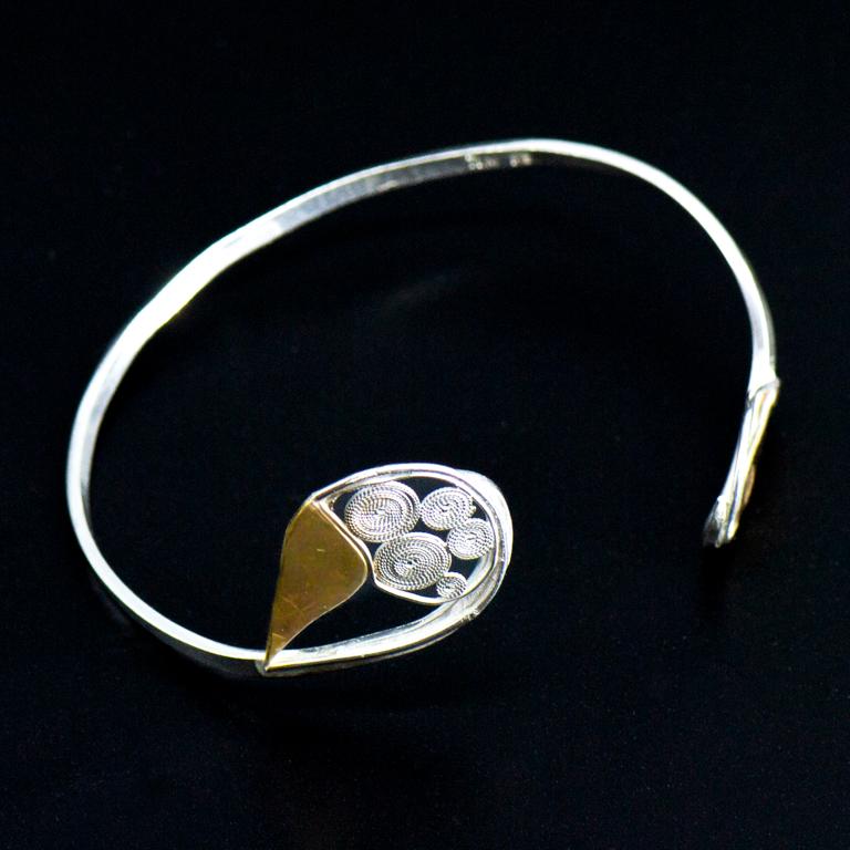 Moderno Braccialetto Nautico Designer Sailing in oro e argento con filigrana in vendita