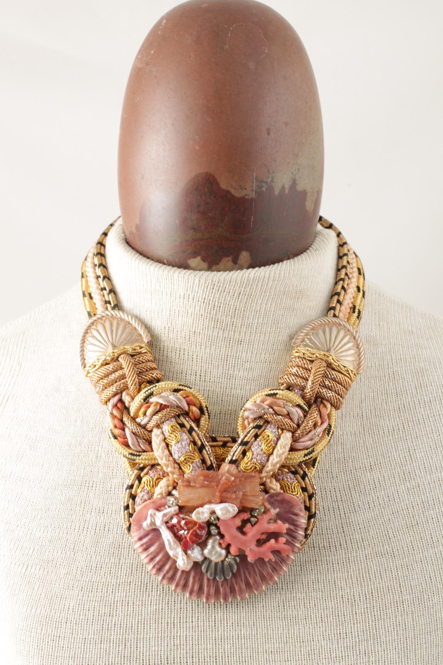 Designer Signature Alex & Lee Multi Gemstone and Cord Statement Bib Necklace 124 en Nuevo estado para la venta en Montreal, QC