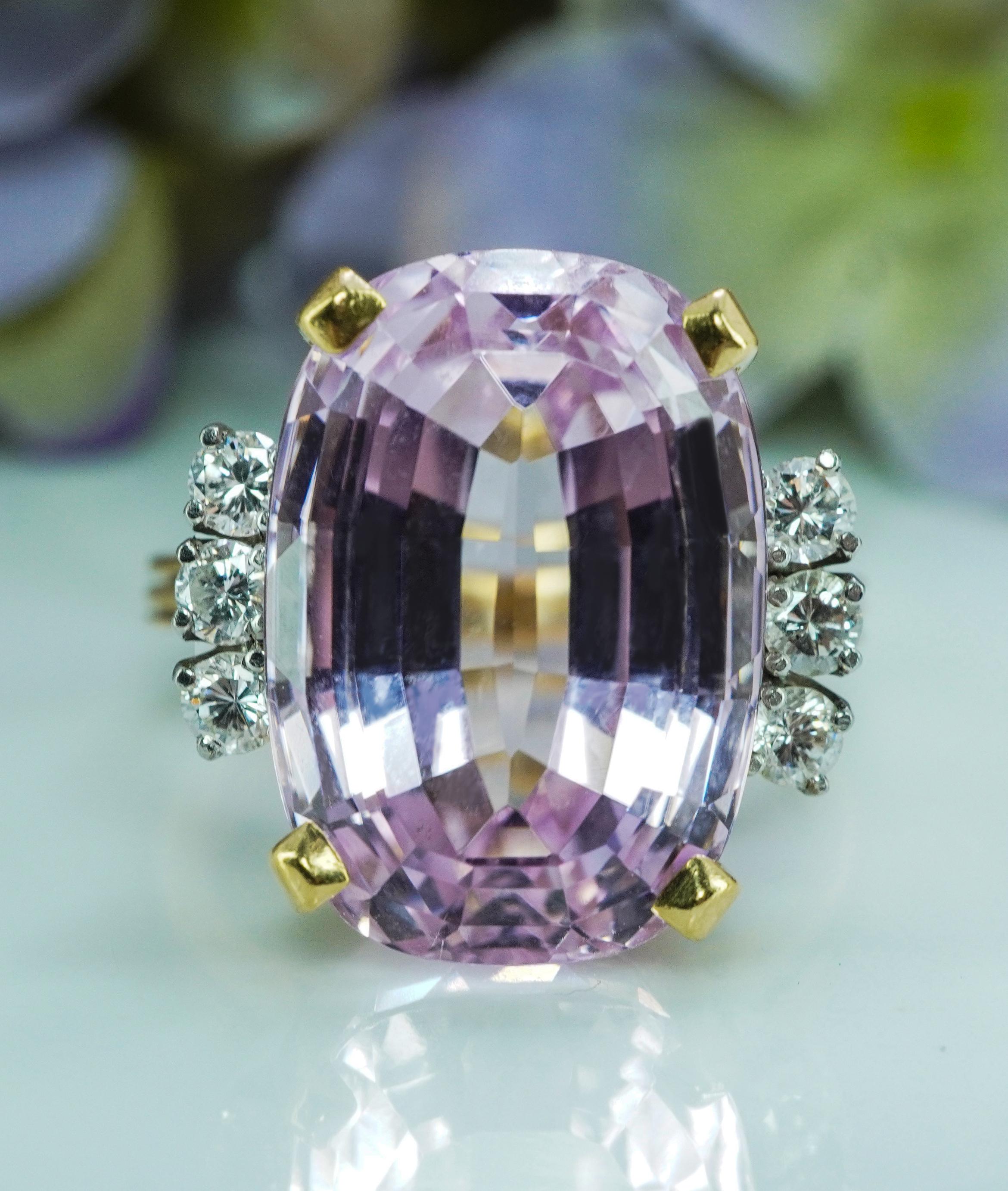 Cushion Cut Designer Signed GEMco 18ct Cushion Kunzite Diamond Ring 18K Gold Vintage Estate For Sale