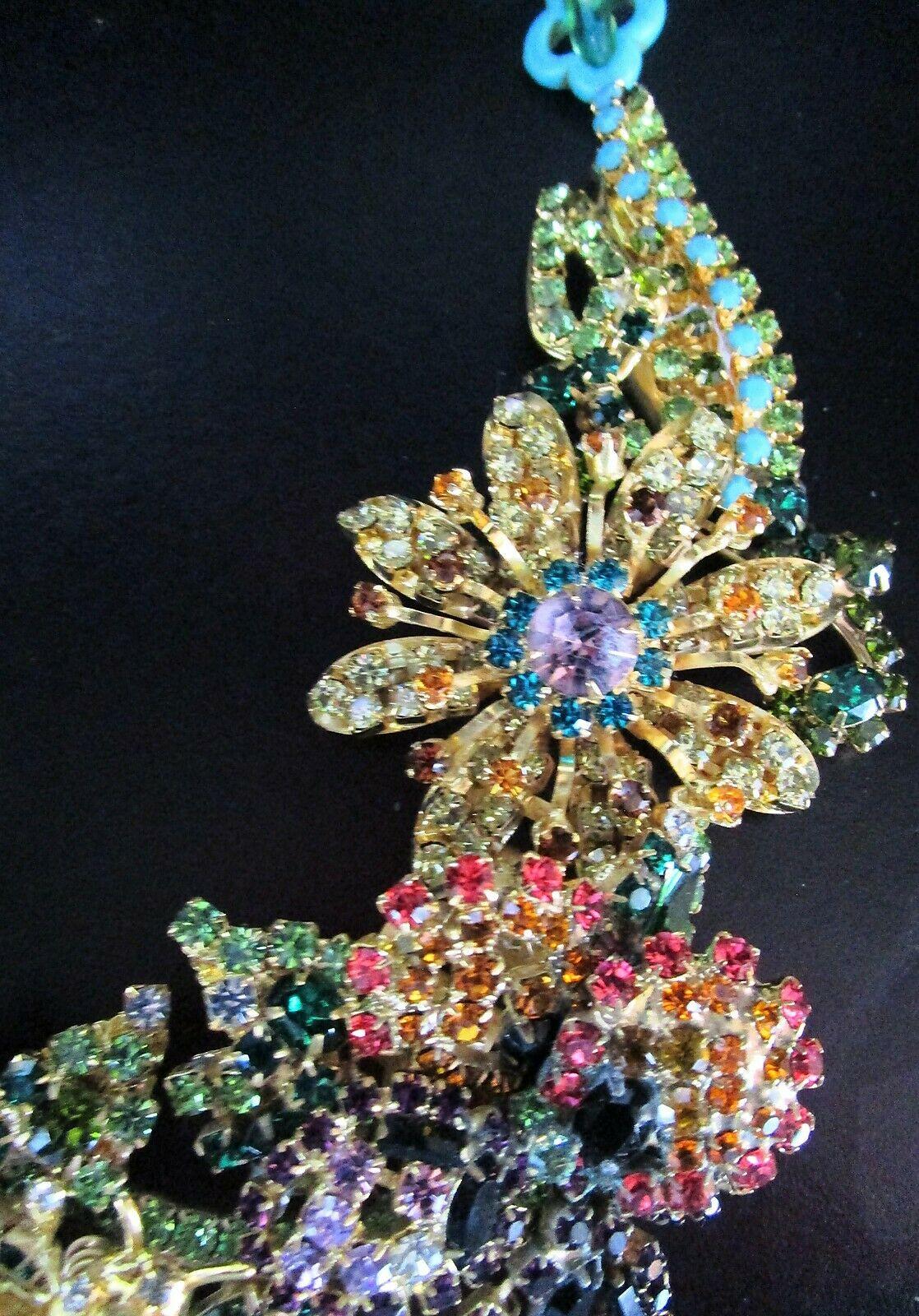 Mixed Cut Designer Signed Ken Morrison Rare Vintage Crystal Bumble Bee Garden Necklace For Sale