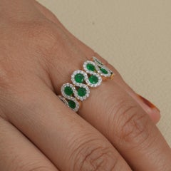 Solid 14k Yellow Gold Natural White Diamond Emerald Wedding Band Ring