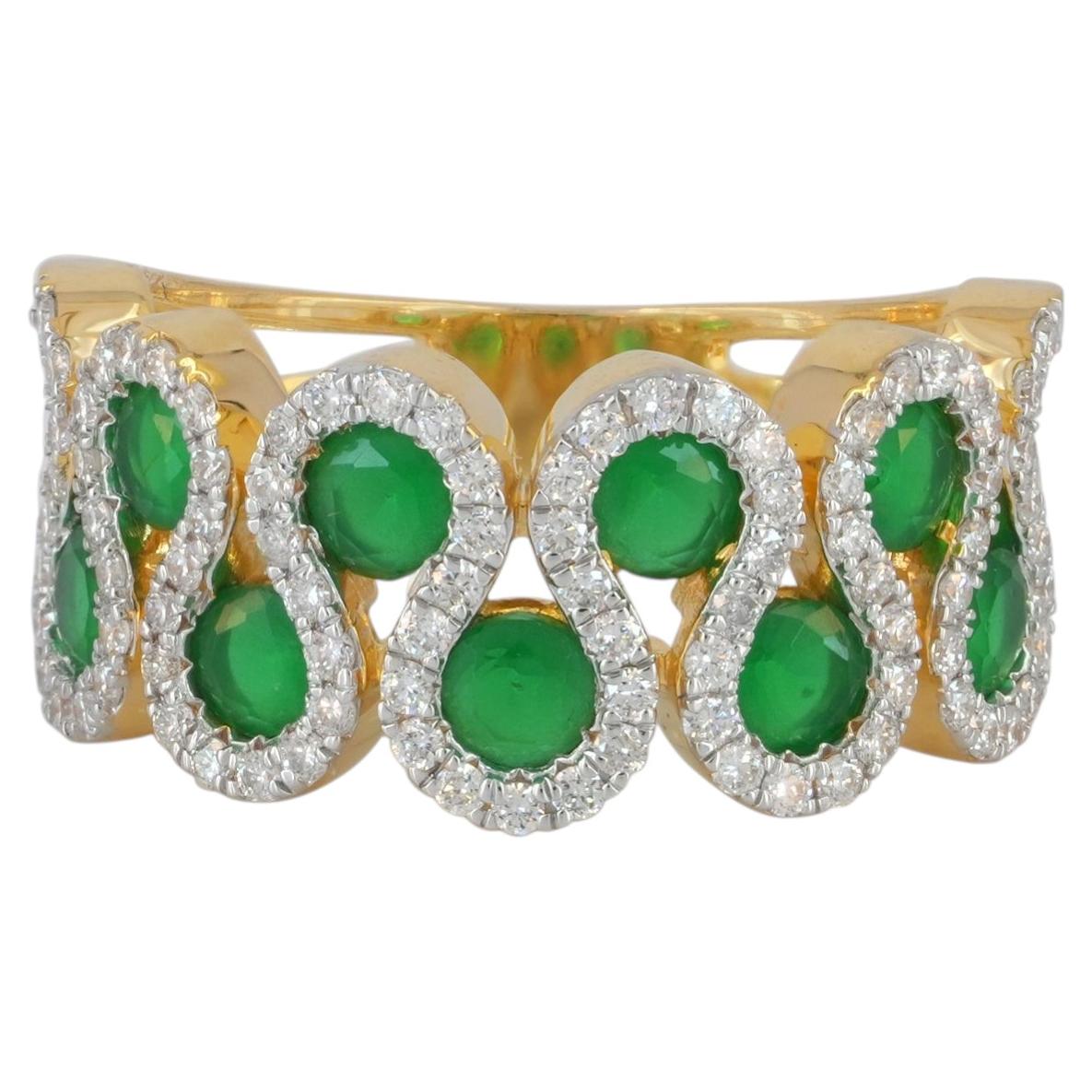 Solid 14k Yellow Gold Natural White Diamond Emerald Wedding Band Ring For Sale