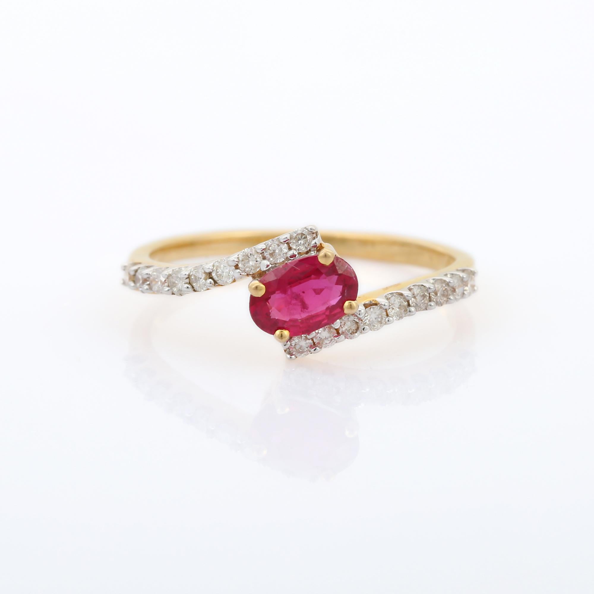 For Sale:  Designer Natural Diamond and Ruby Ring in Solid 18k Yellow Gold 2