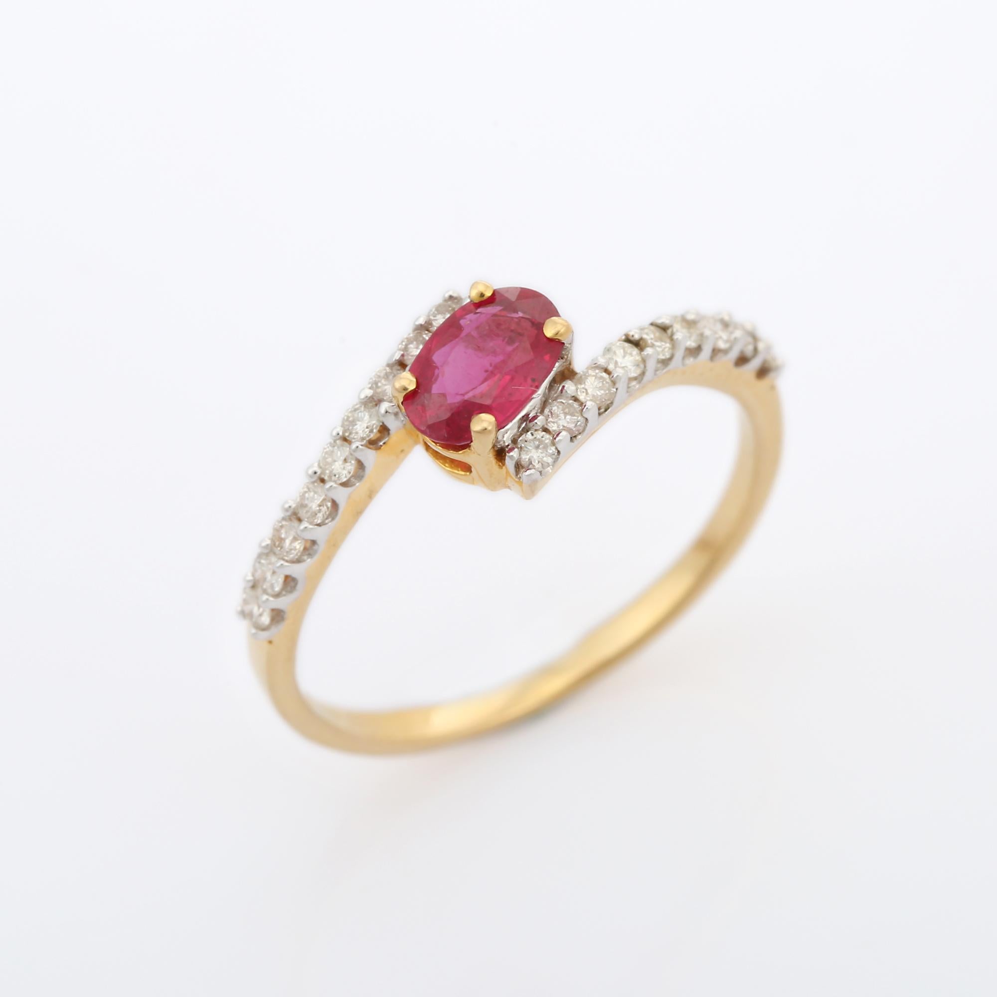 For Sale:  Designer Natural Diamond and Ruby Ring in Solid 18k Yellow Gold 5