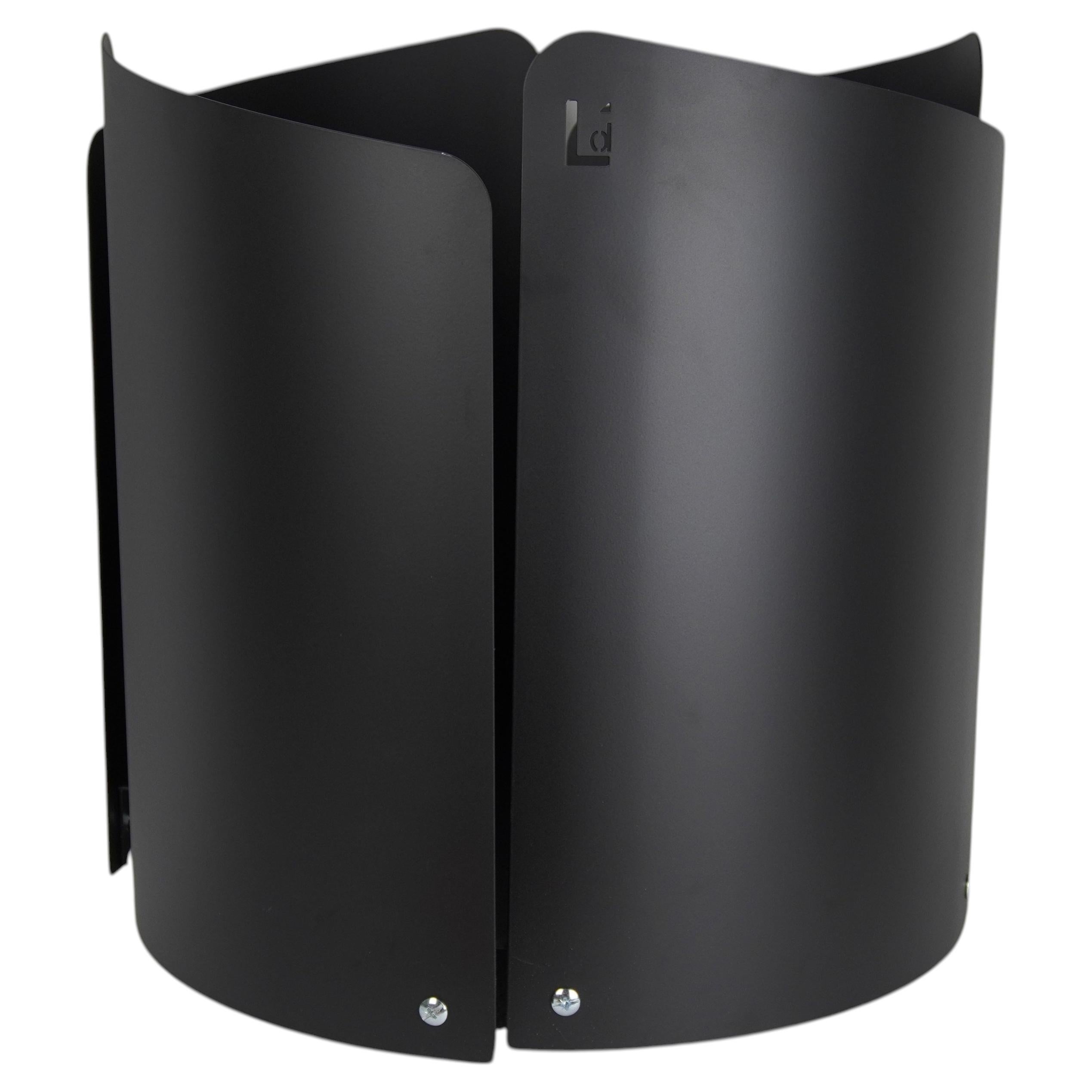 Porte-bûches design ALORI en acier par Limac Design - Style moderne - 50 cm en vente