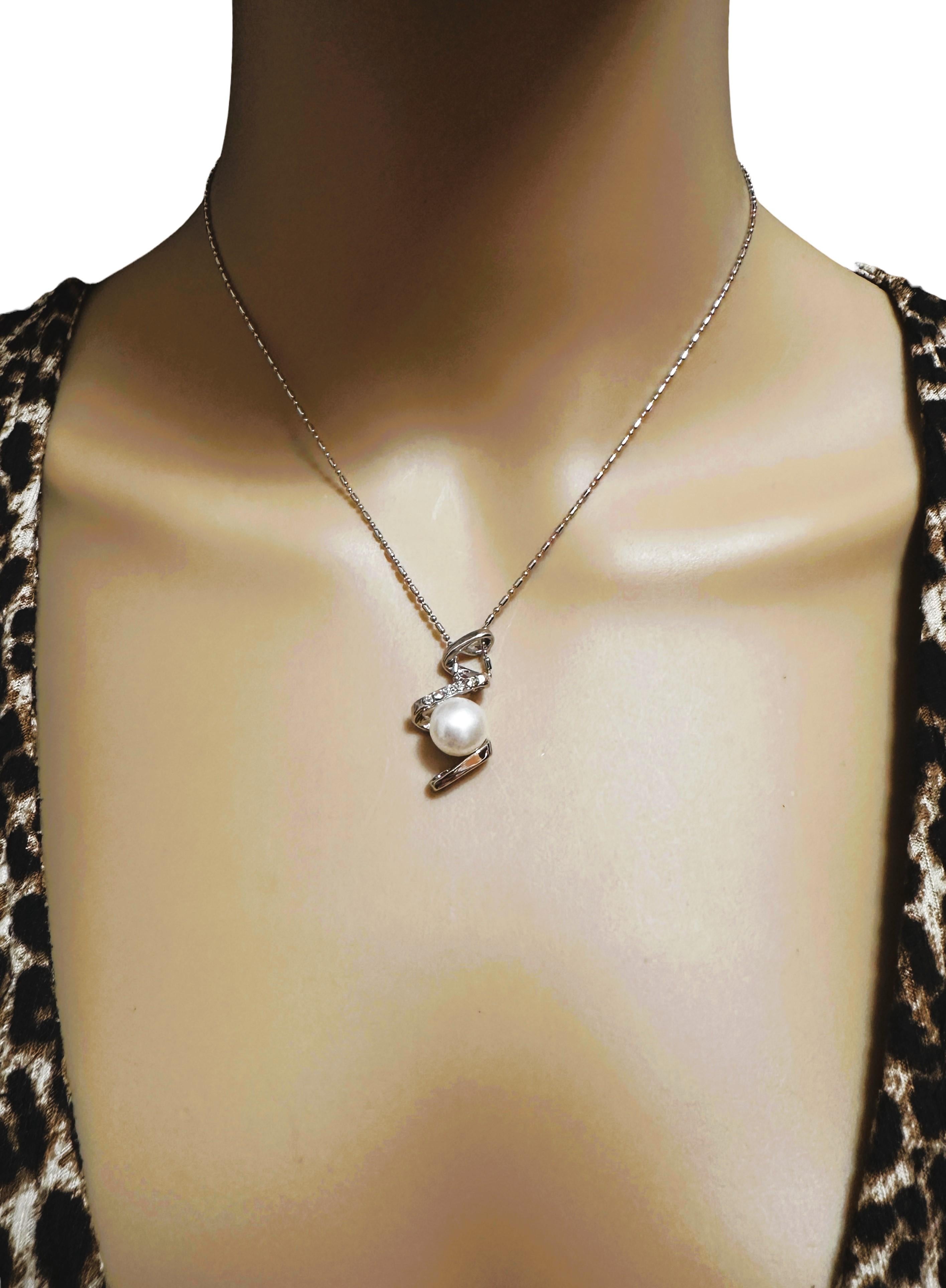 Modernist Designer Sterling Silver & Pearl Pendant Necklace 16 Inches For Sale