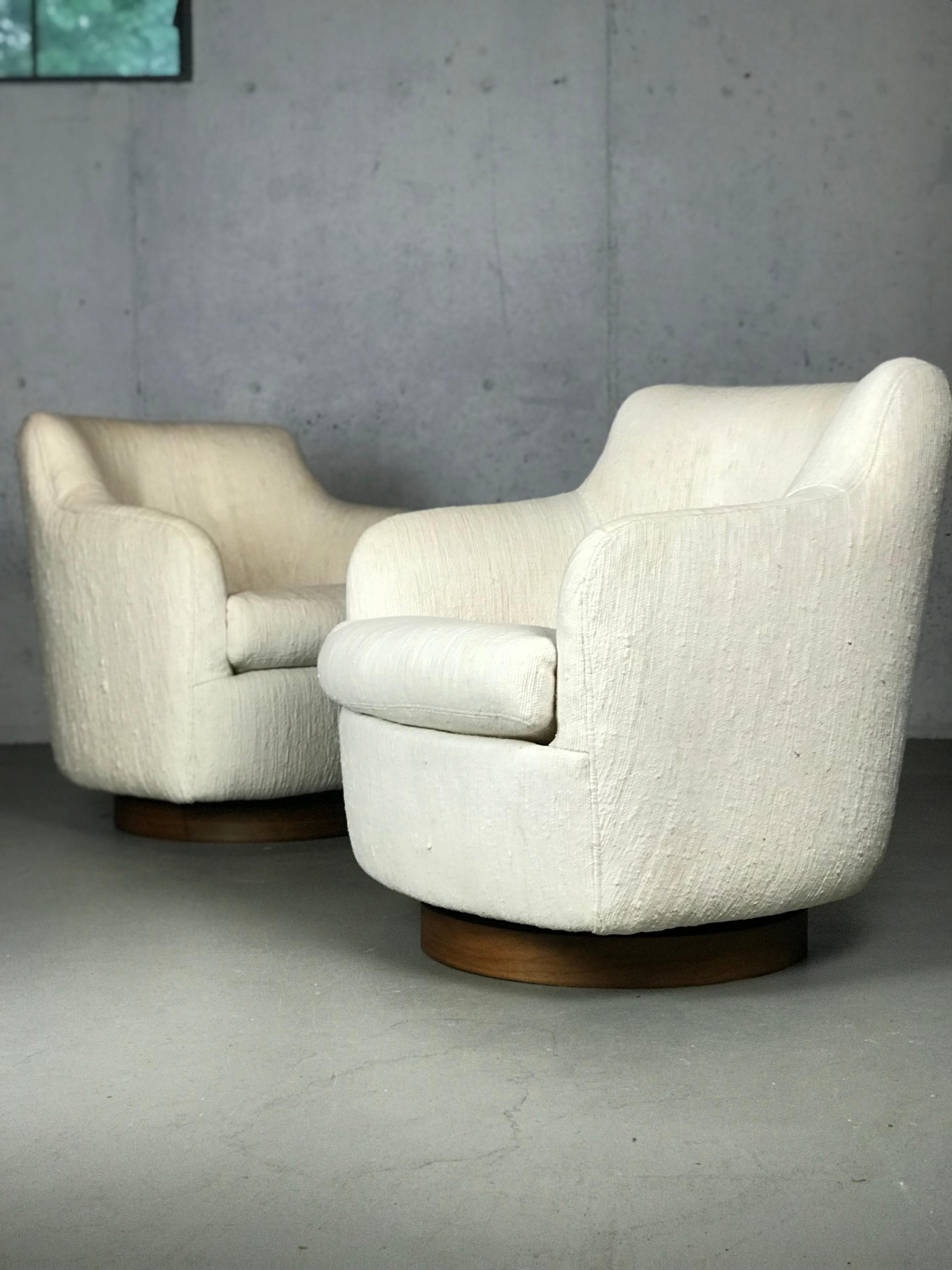 Fabric Designer Swivel and Tilt Lounge Chairs by Milo Baughman for Thayer Coggin