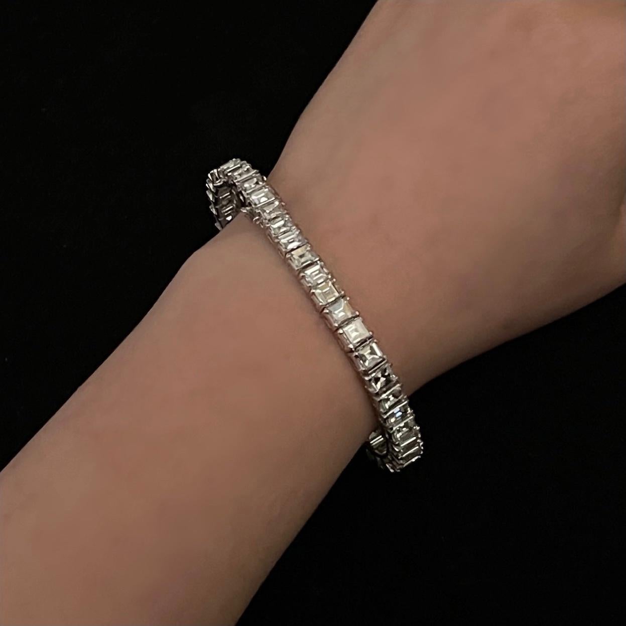 Designer-Tennisarmband mit 39 Diamanten, DIF-Qualität, 36 Karat im Zustand „Gut“ im Angebot in New York, NY