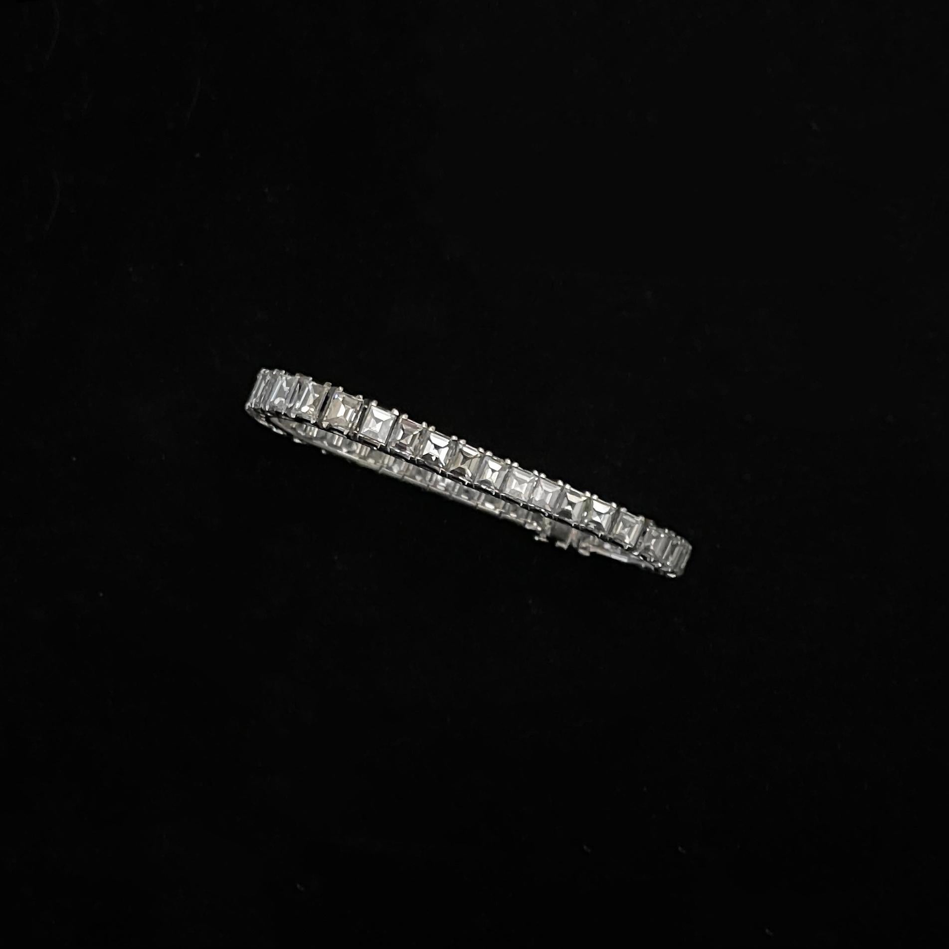 Designer-Tennisarmband mit 39 Diamanten, DIF-Qualität, 36 Karat Damen im Angebot