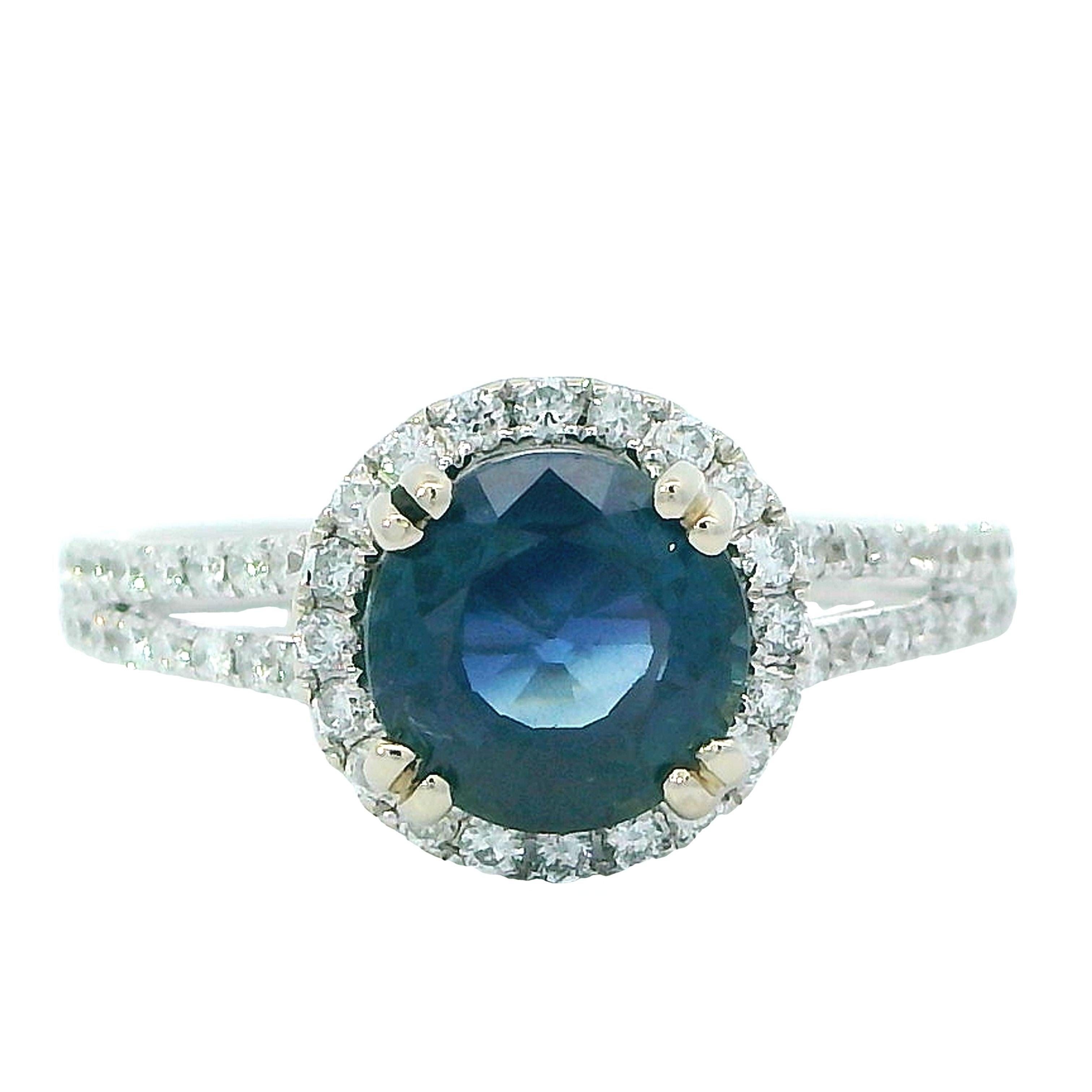 Venetti Halo Ring, 1 Round Sapphire 1.73ct, 98 Round Diamond 0.64ct G-H VS2-SI1, 18K White Gold 3.24g

Jewelry Type : Ring
Jewelry Style : Halo
Metal Type : 18K White Gold
Metal Weight : 3.24 grams
Ring Size : 6.25
Brand : Venetti
Center Stone :