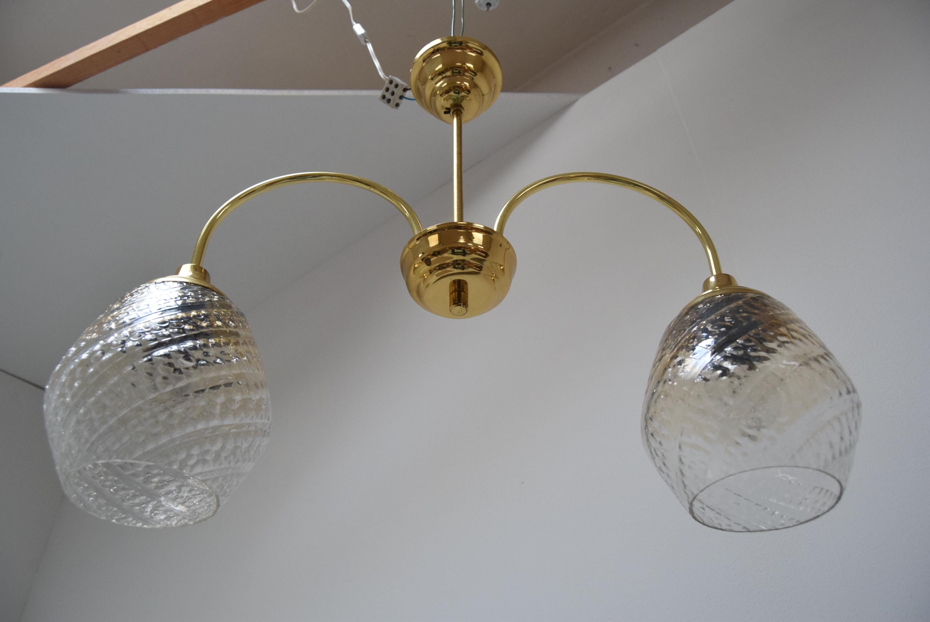 Lampadario vintage di design, anni '70. In condizioni buone in vendita a Praha, CZ