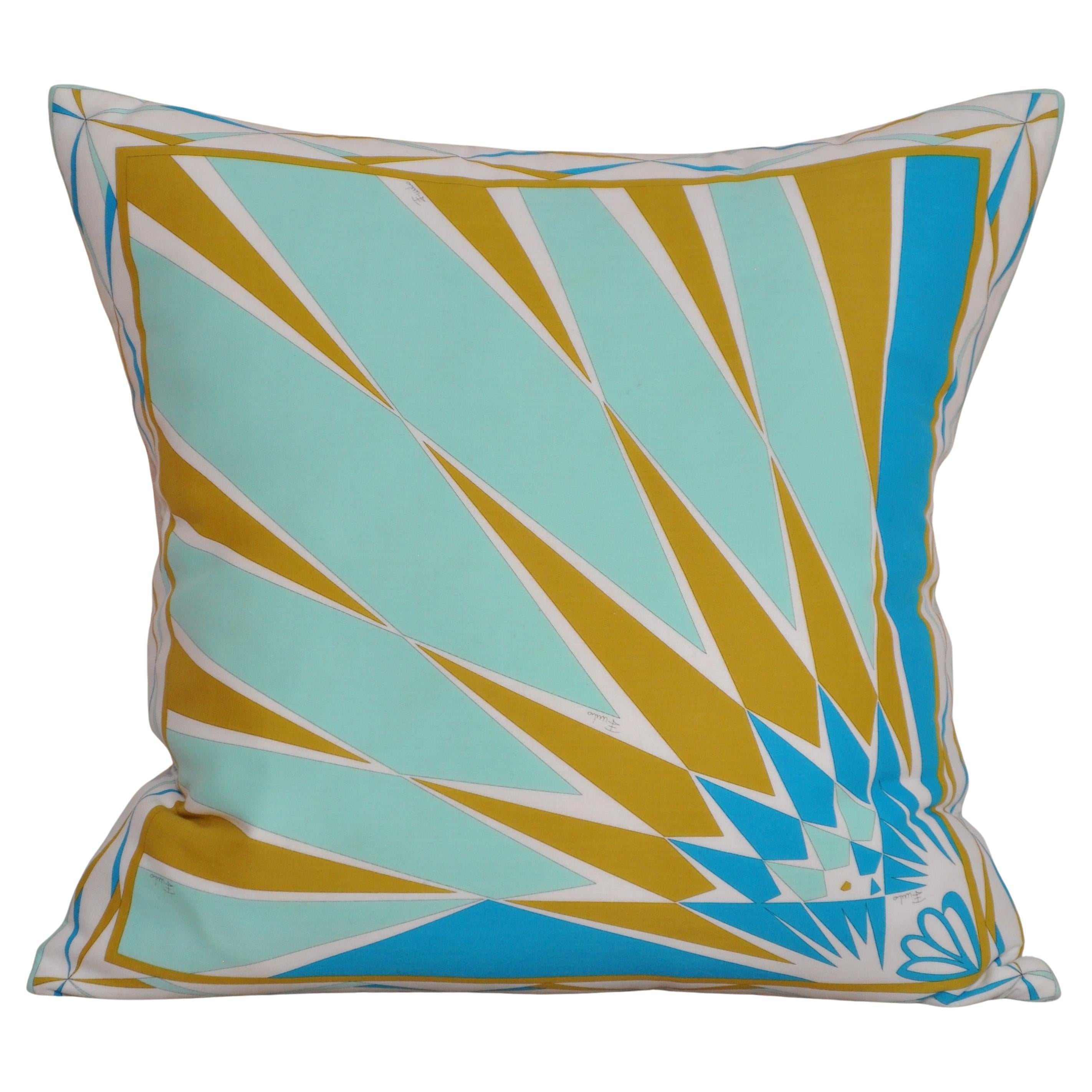 The other two pillows are available from us too here on 1stdisbs. 