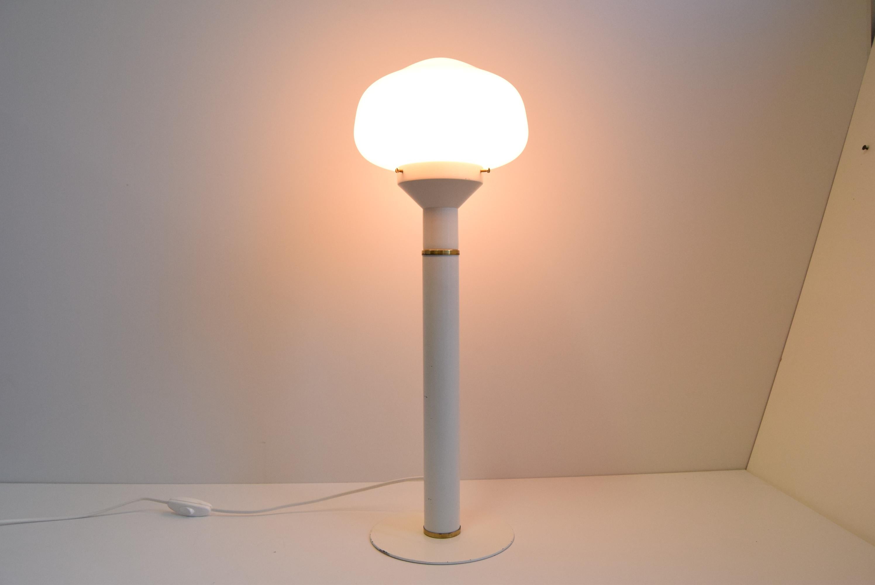 Designer-Vintage-Stehlampe oder Tischlampe, Tschechoslowakei, 1970er Jahre. im Zustand „Gut“ im Angebot in Praha, CZ