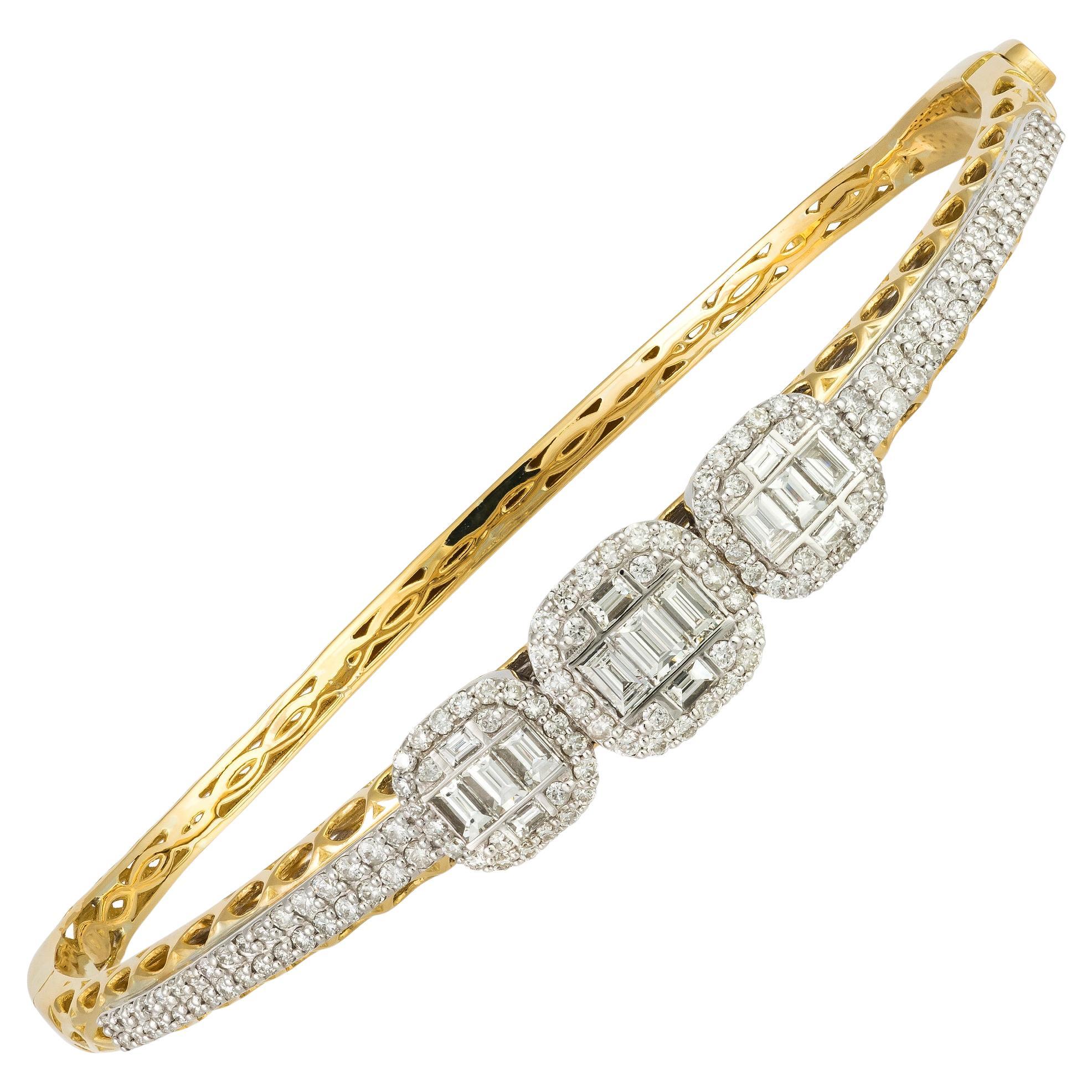 Designer White Pink Gold 18K Bracelet Diamond for Her For Sale