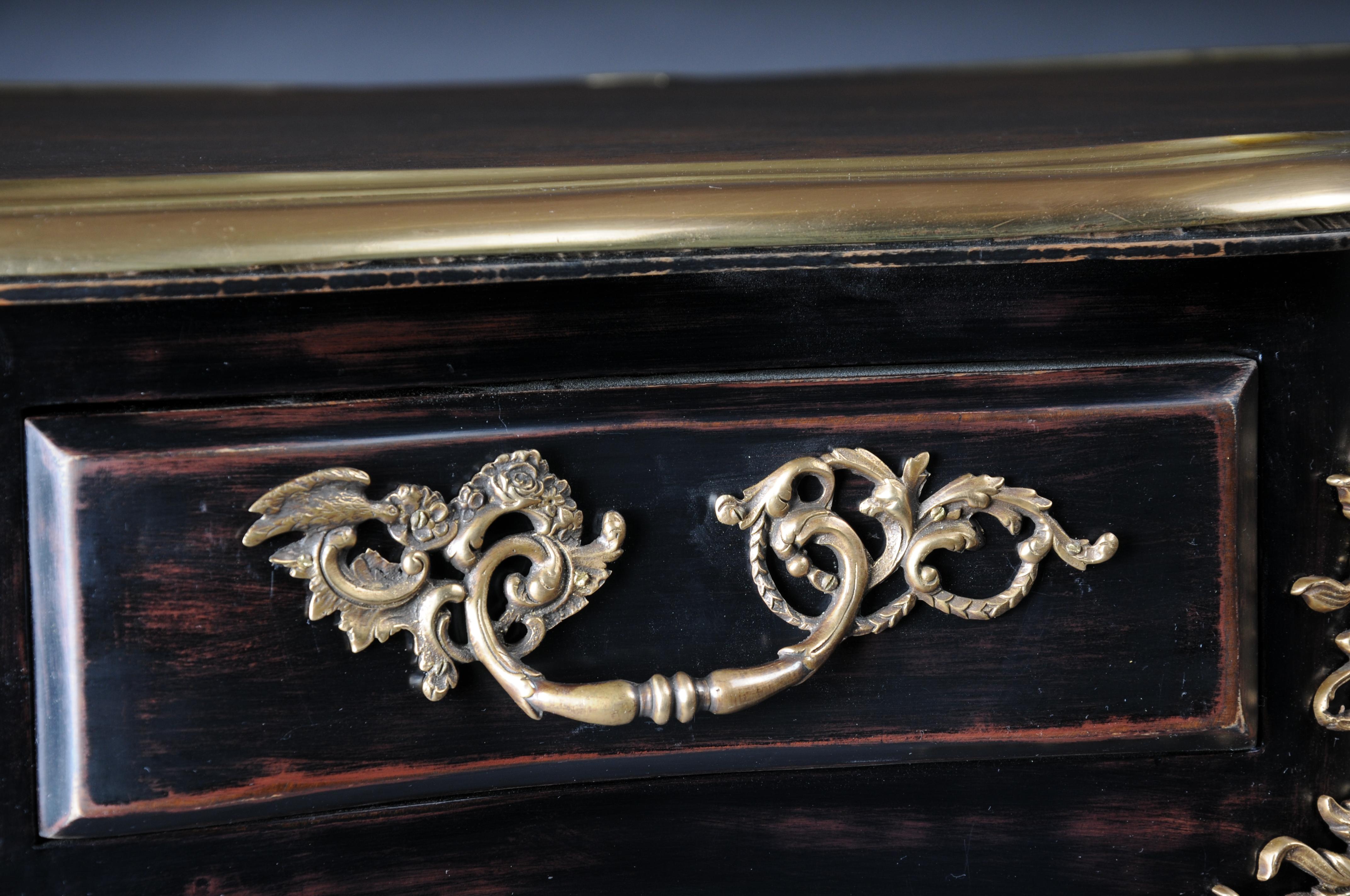 Scrivania di design / Bureau Plat in stile Luigi XV, nero pianoforte e oro in vendita 6