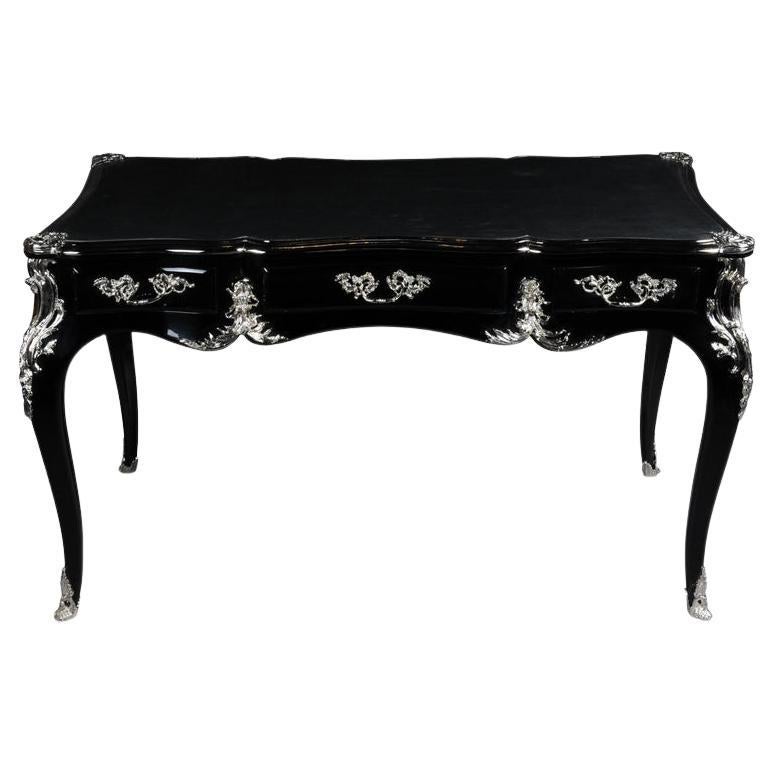 Escritorio de diseño / Bureau Plat en estilo Luis XV, negro piano
