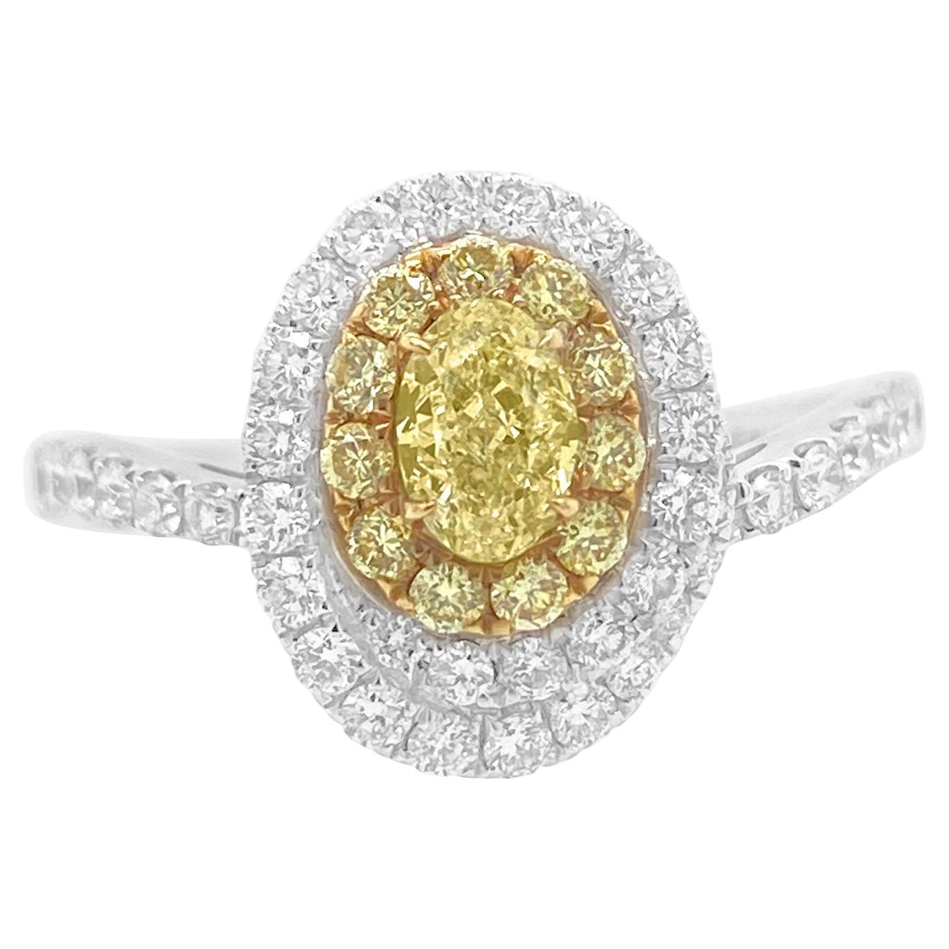 Designer-Verlobungsring in ovaler Form mit gelbem Diamant und weißem Diamant im Angebot