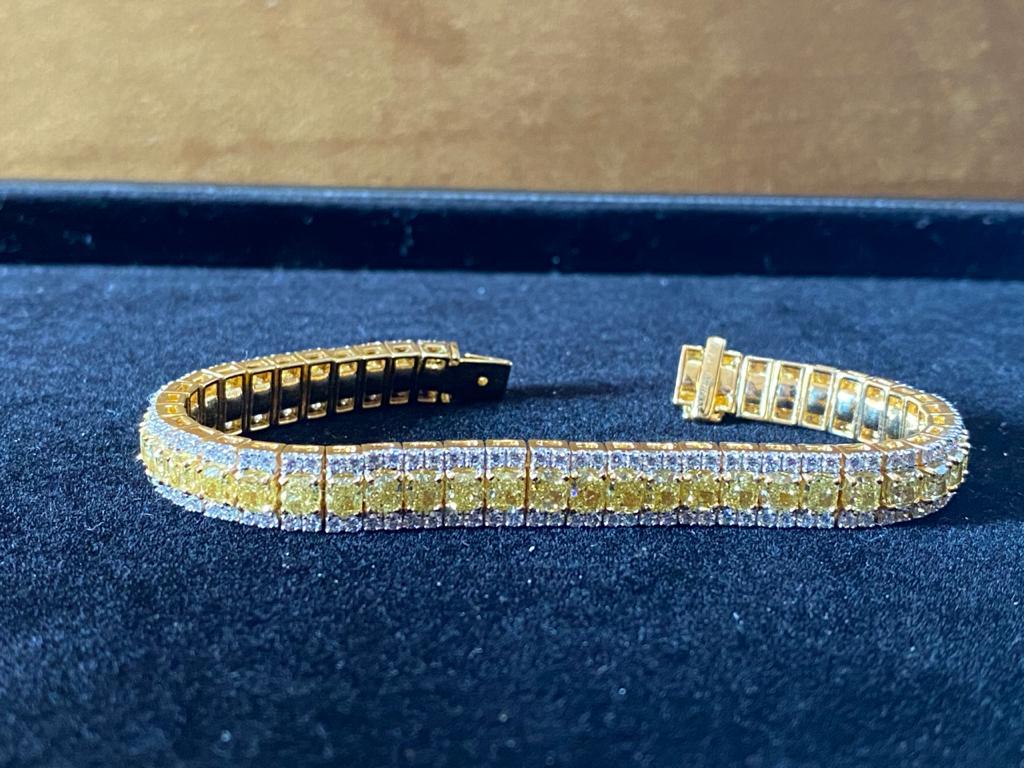 Women's Designer Yellow White Cushion Diamonds 18 Karat Gold Tennis Bracelet for Her For Sale