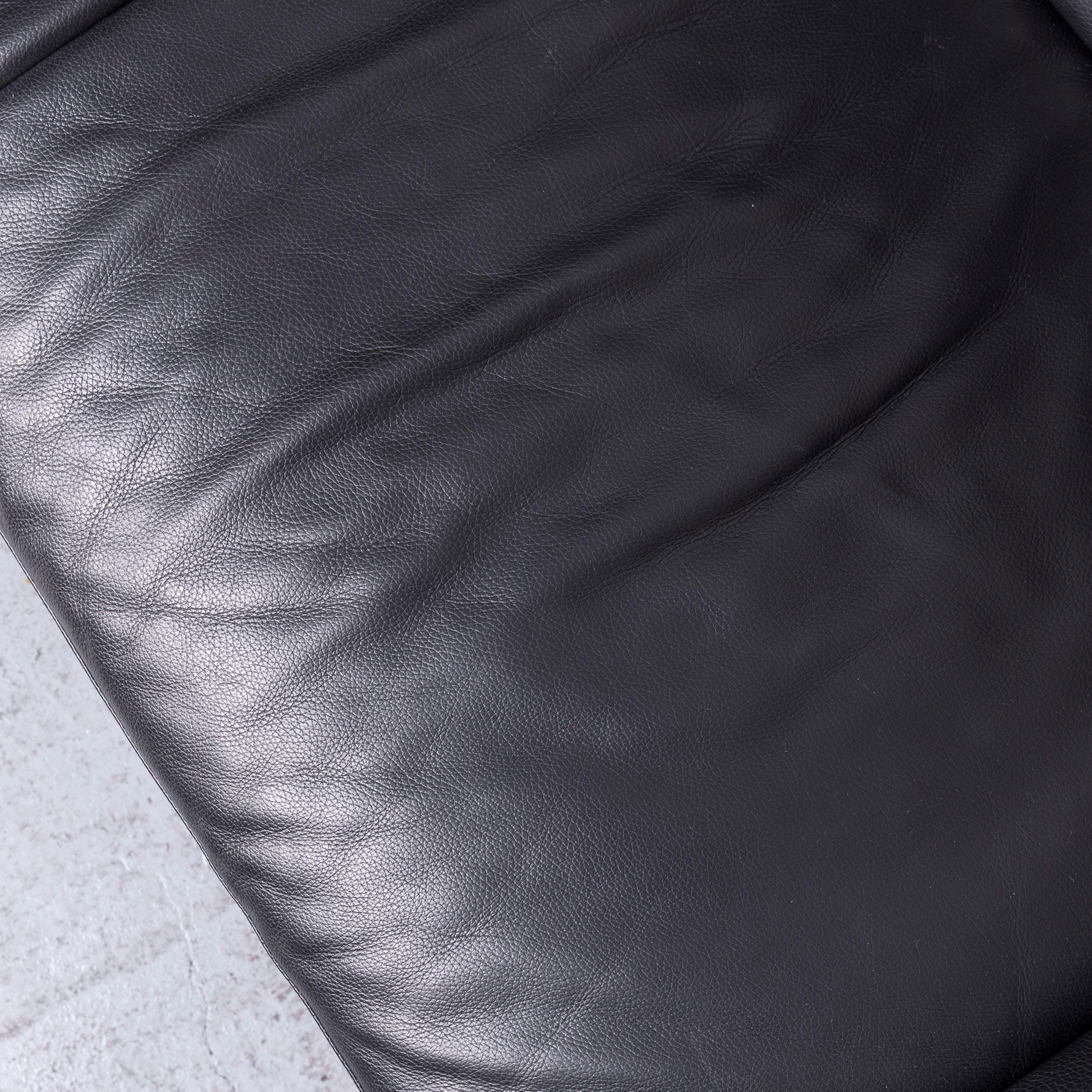 Designo Flyer Designer Leder-Sofa mit schwarzer Dreisitzer-Kommode und Funktion 3