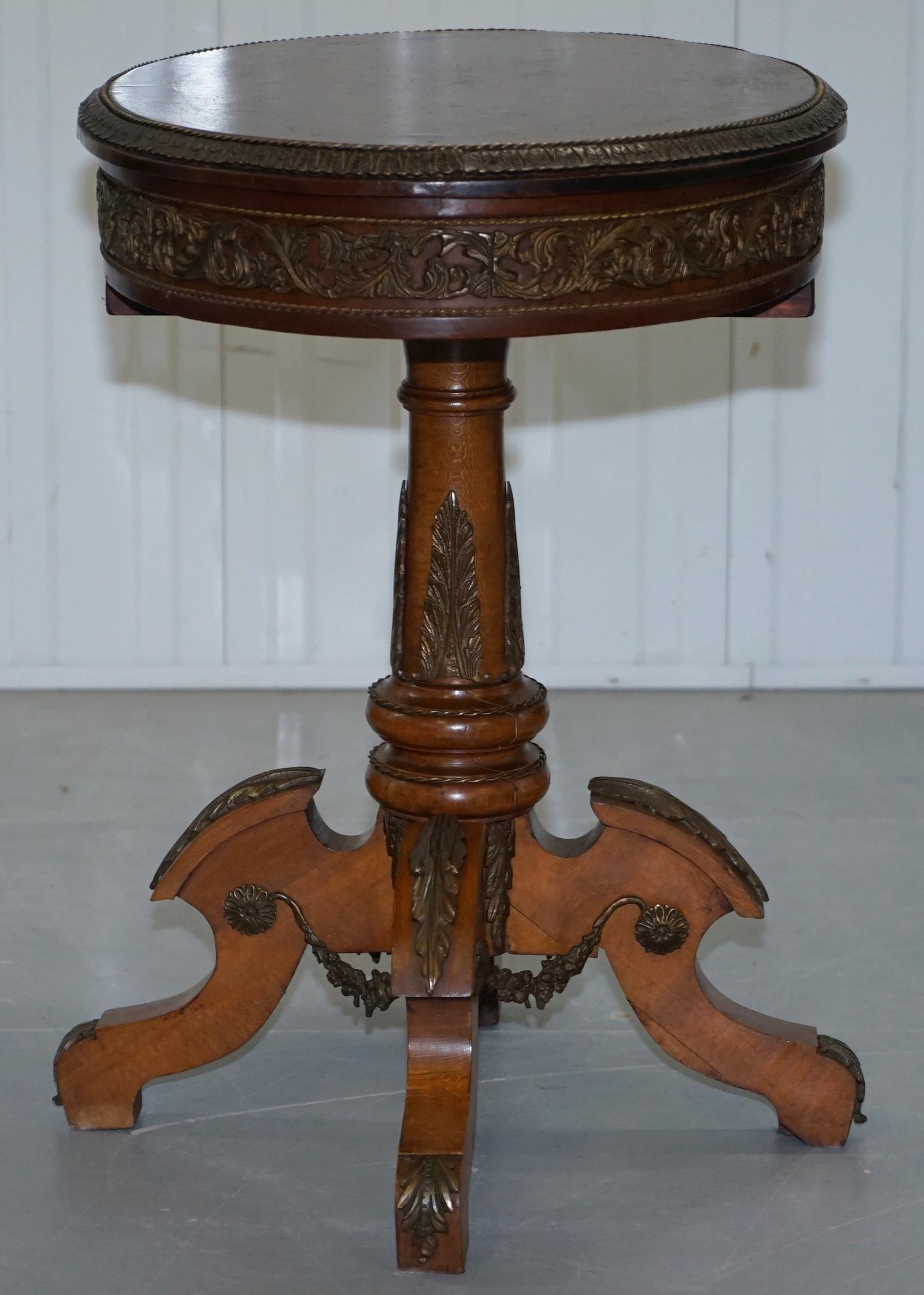 Desirable French Marquetry Inlaid Side End Lamp Wine Table with Ormolu Mounts For Sale 7