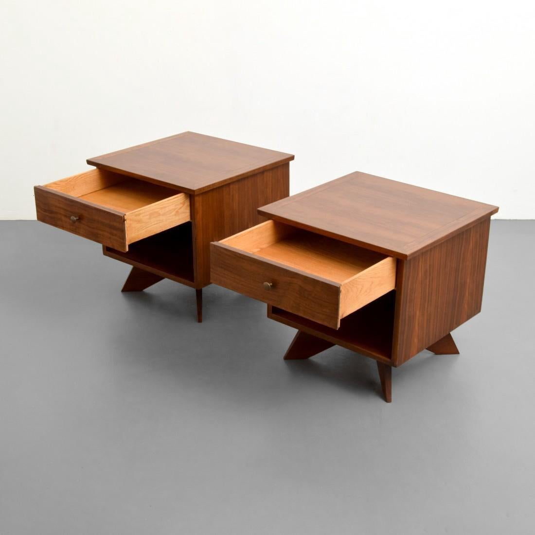 American Desirable Pair of George Nakashima Walnut Bedside Tables by Widdicomb