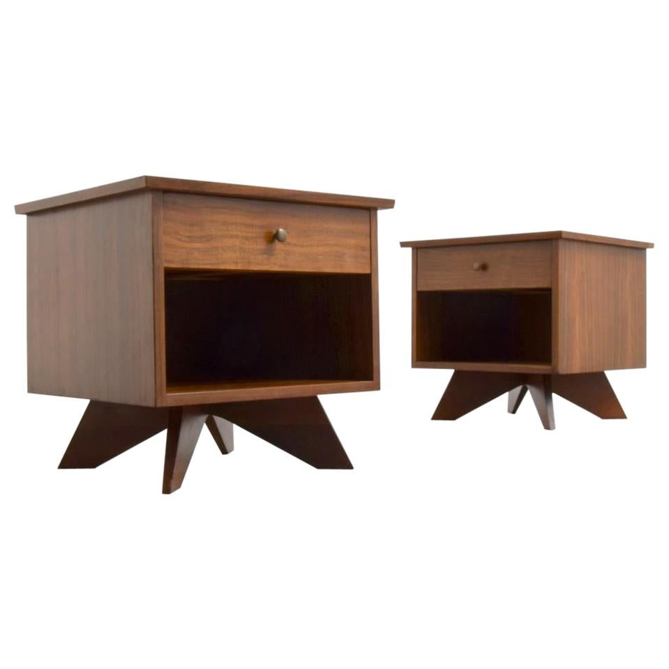 Desirable Pair of George Nakashima Walnut Bedside Tables by Widdicomb