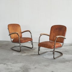 Desirable Pair of Tubular Lounge Chairs in Patinated Cognac Leather 1930s