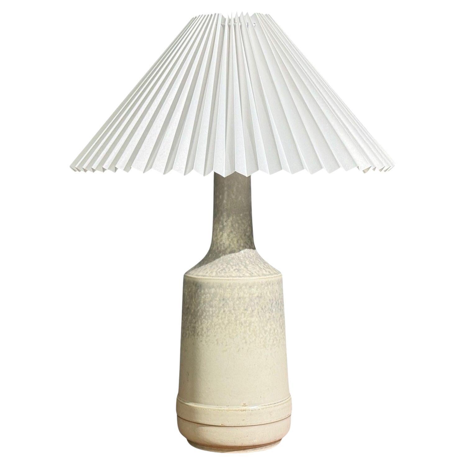 Desiree Stentöj, Table Lamp, White Glazed Stoneware, Denmark, 1960s For Sale