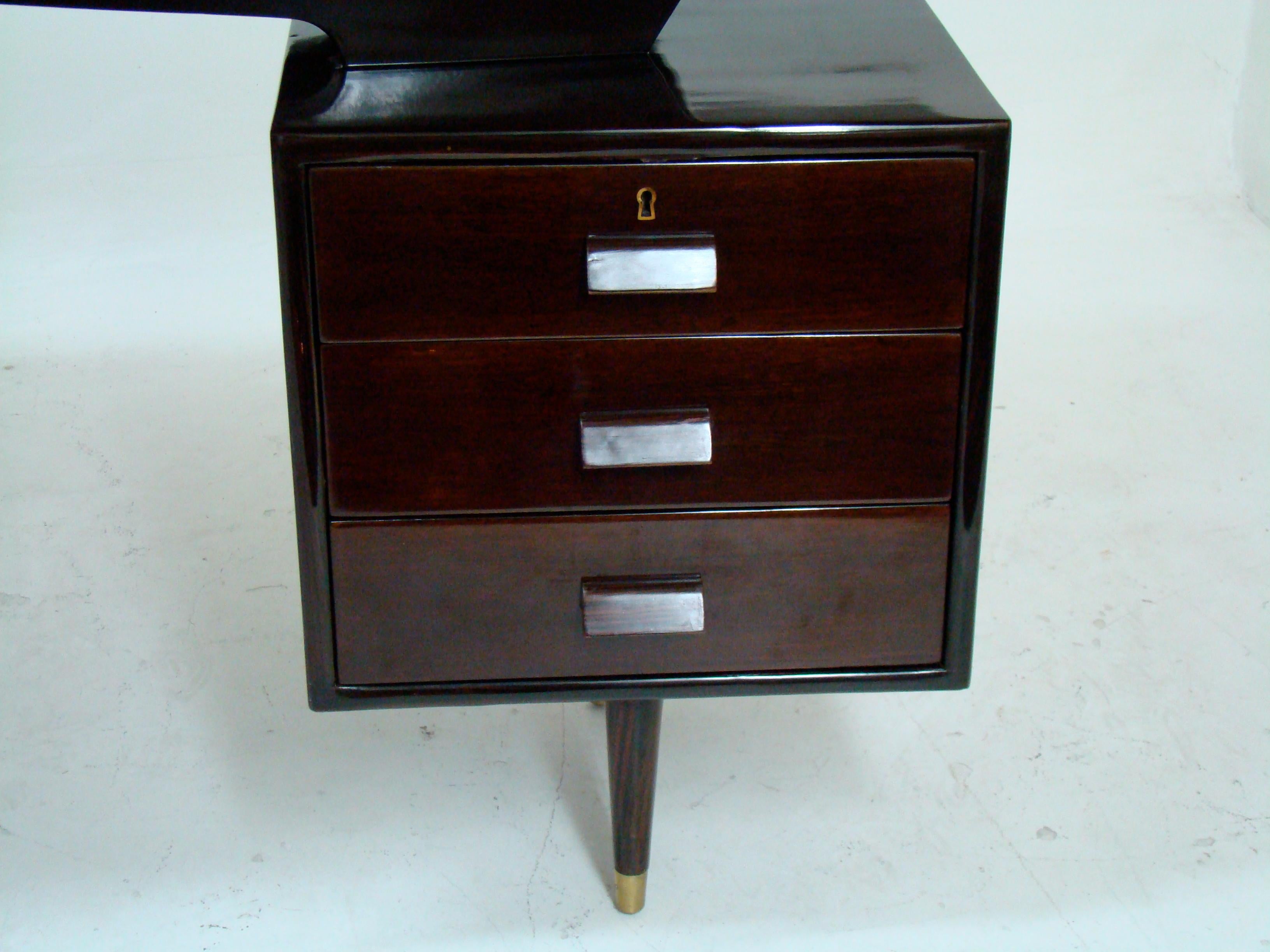 Desk, 1950, Materials: Wood and Bronze, Made in France For Sale 2