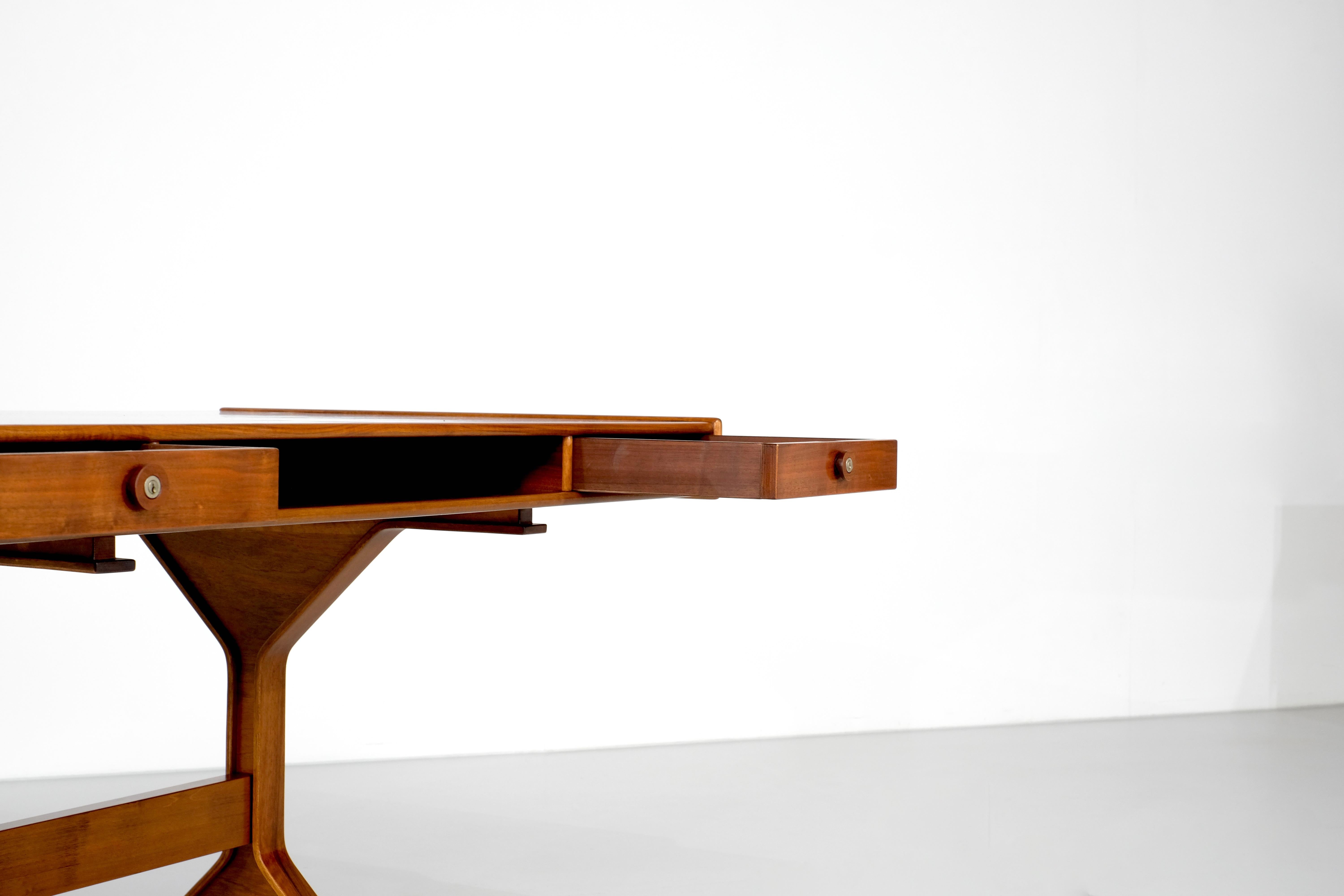 Italian Desk 