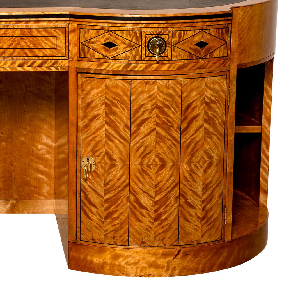 Desk and Armchair Bruno Paul Austrian Jugendstil Birch and Pearwood circa 1907 For Sale 4