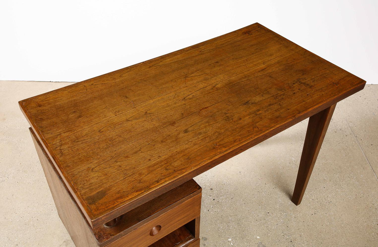 Mid-20th Century Desk and Chair by Pierre Jeanneret