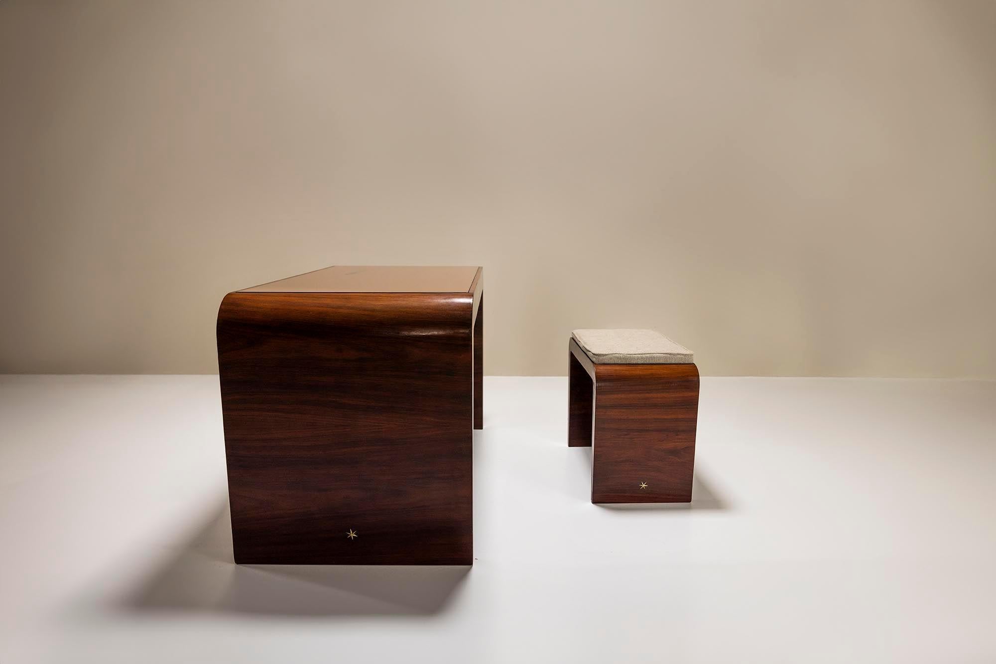 Desk and Stool by Gio Ponti for Fontana Arte, Italy 1938 In Good Condition For Sale In Hellouw, NL