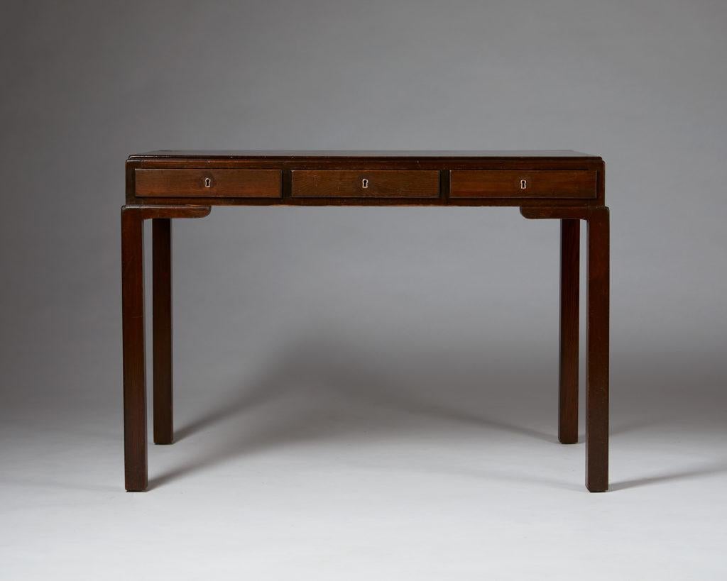 Desk, Anonymous, Sweden, 1930s In Good Condition In Stockholm, SE