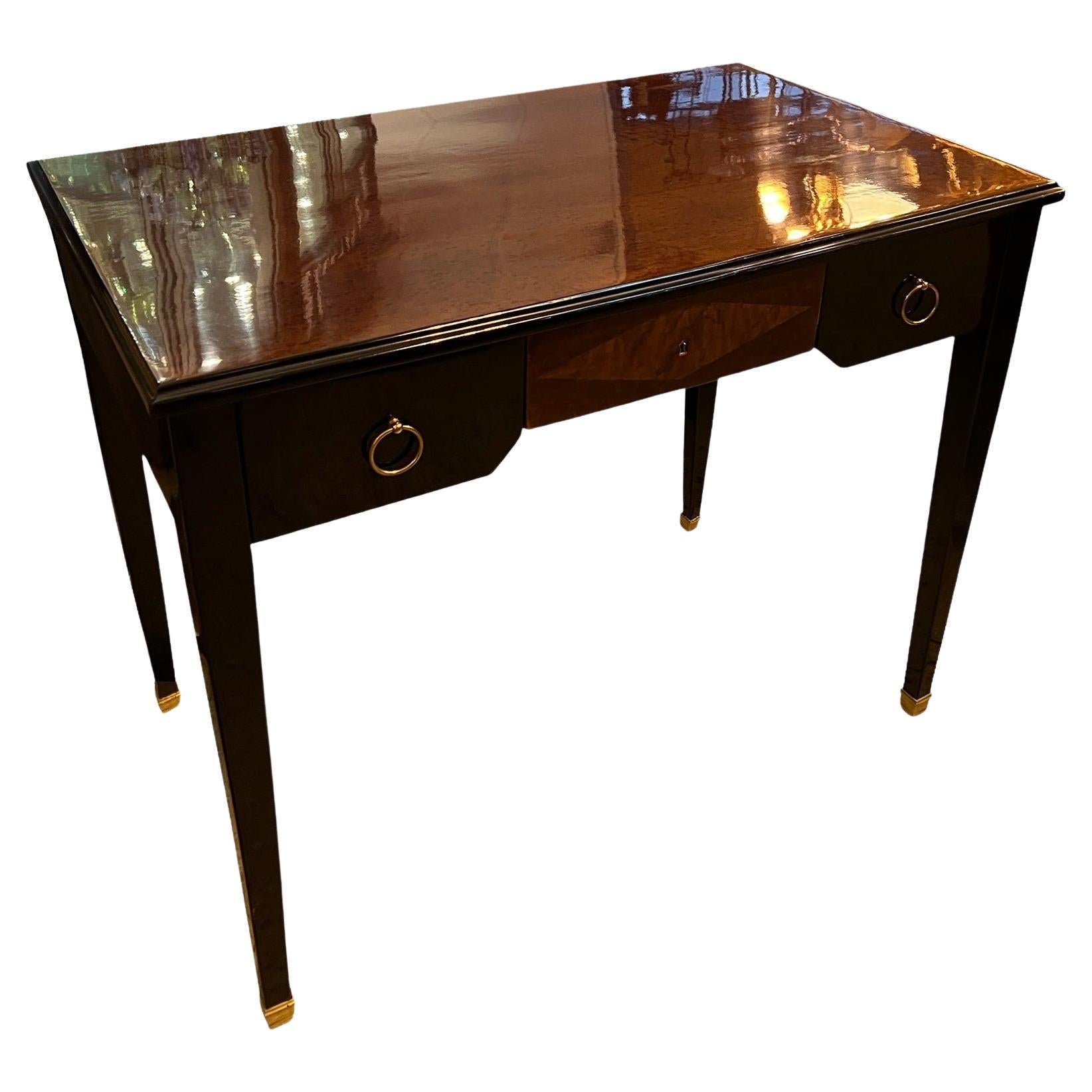 Desk Art Deco, 1920, France, Materials: Wood and Bronze