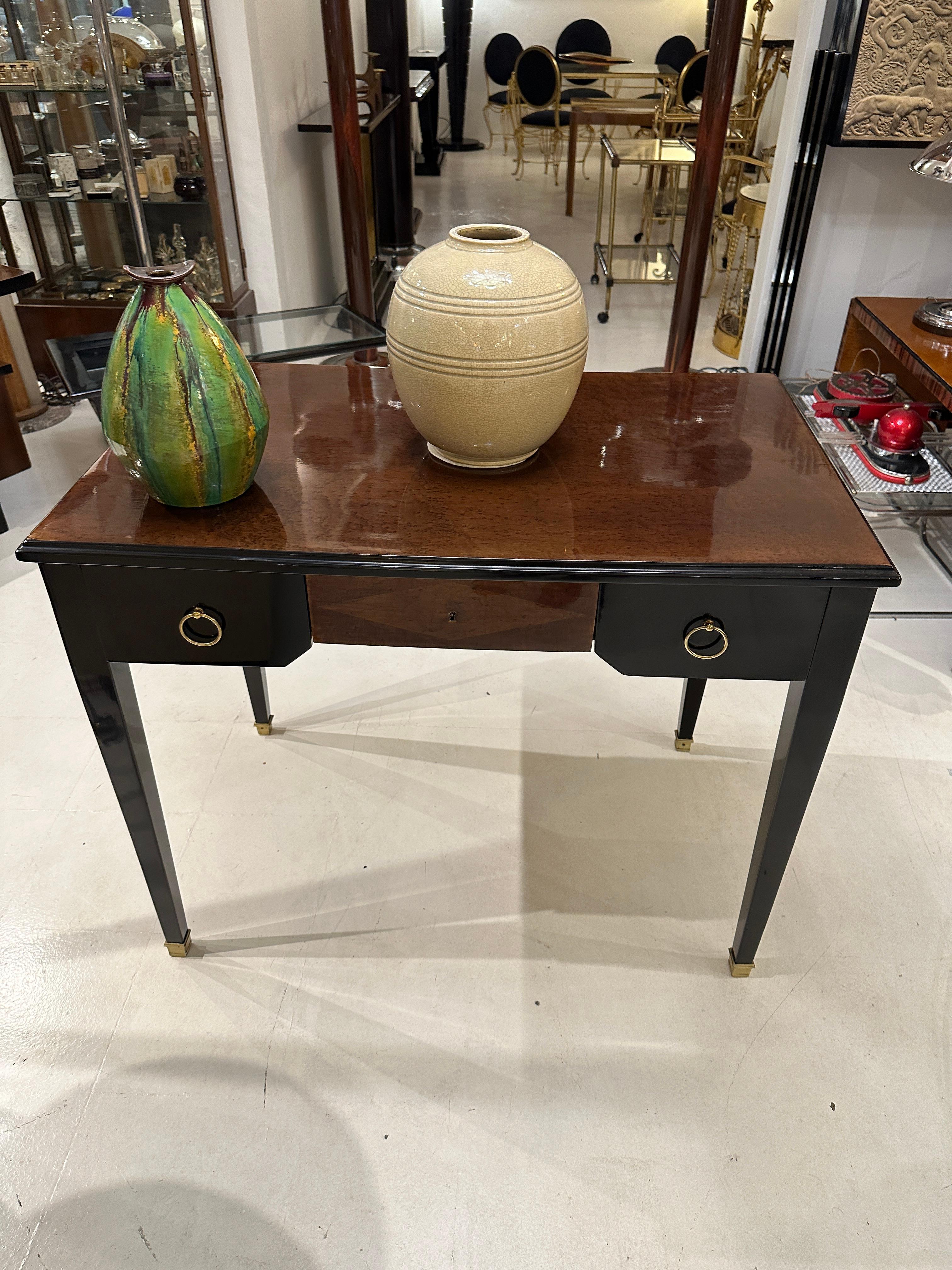 Desk Art Deco, 1920, France, Materials: Wood and Bronze For Sale 2